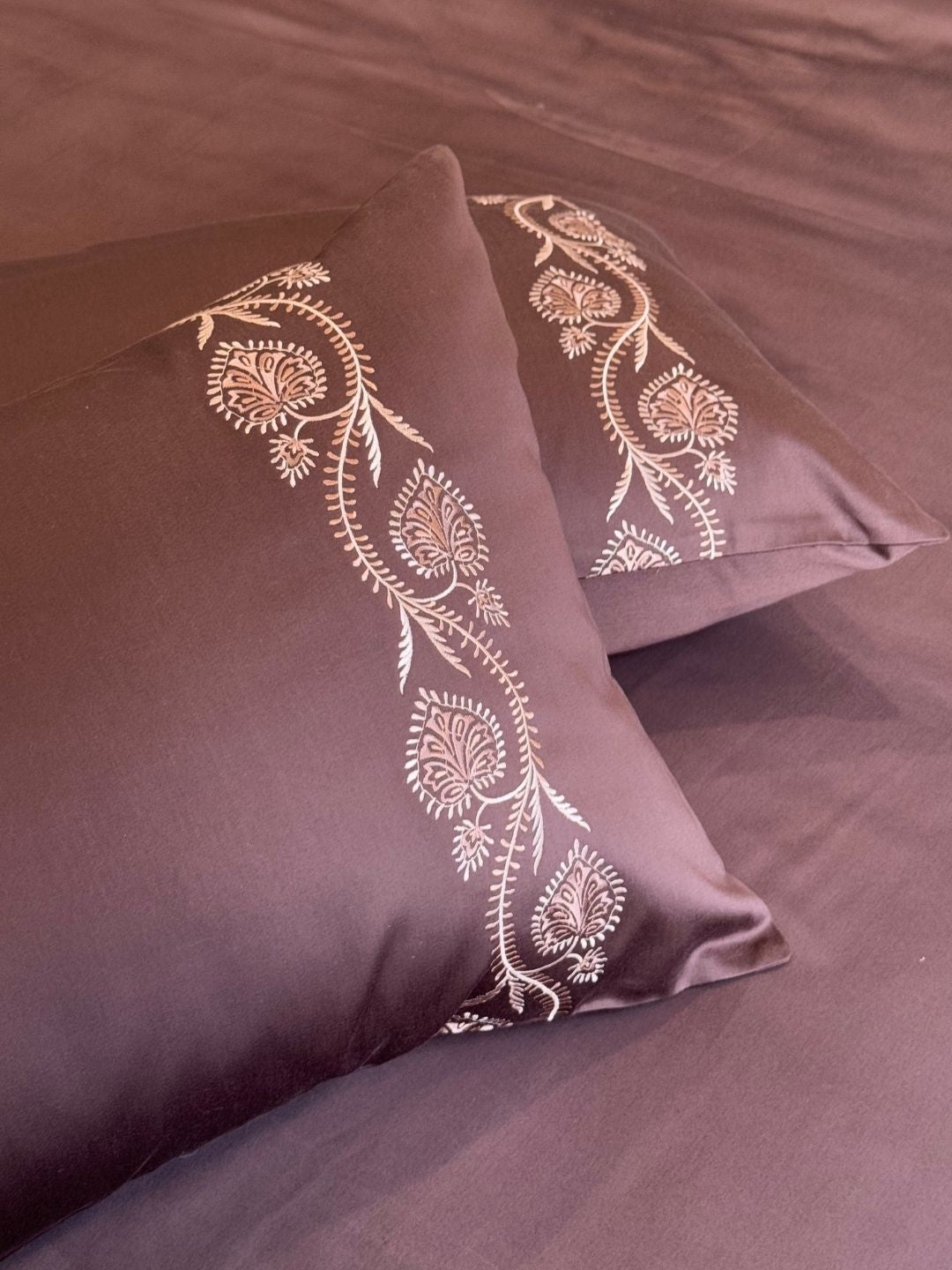 Luna Coffee 300TC Cotton Bed Sheet with 2 Embroidered Pillow Covers