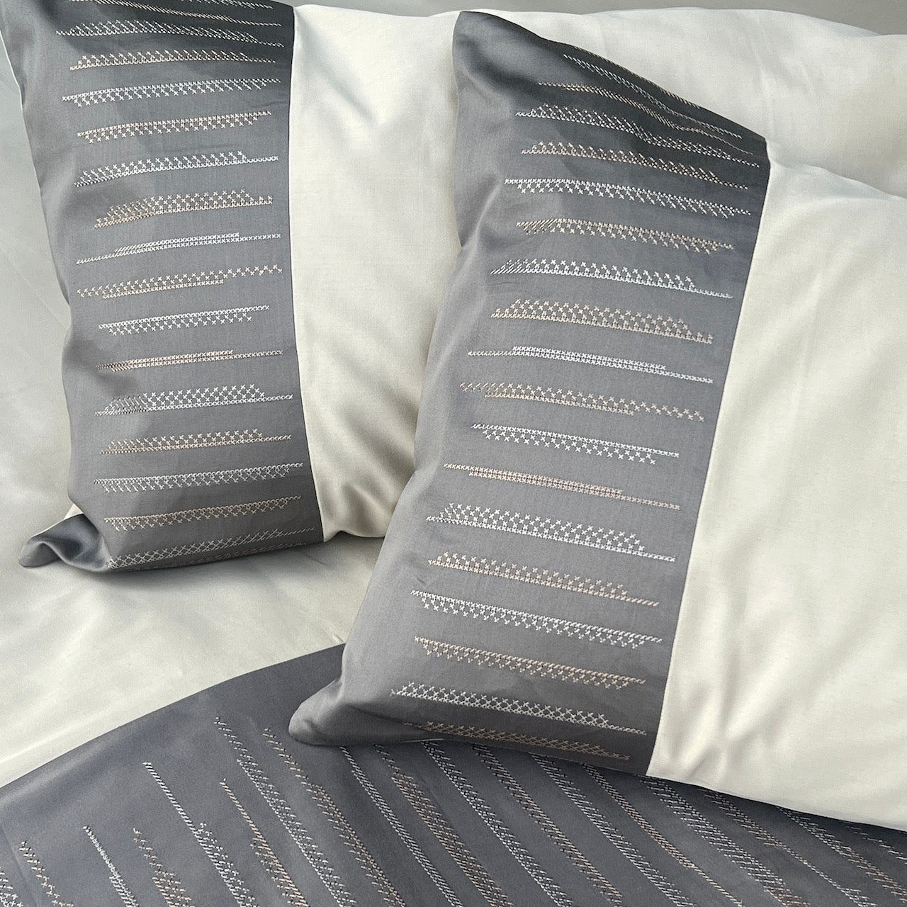 Speckle Beige And Elephant Grey Embroidered Bedsheet Set