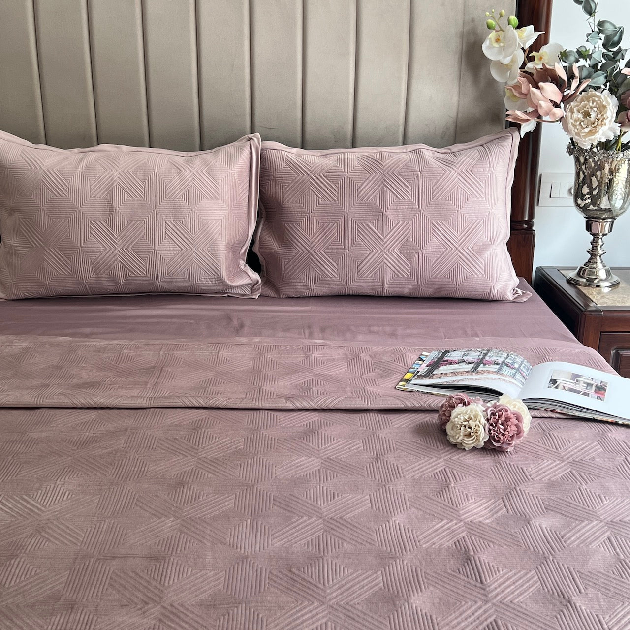 Bonito Onion Pink Velvet Bedspread