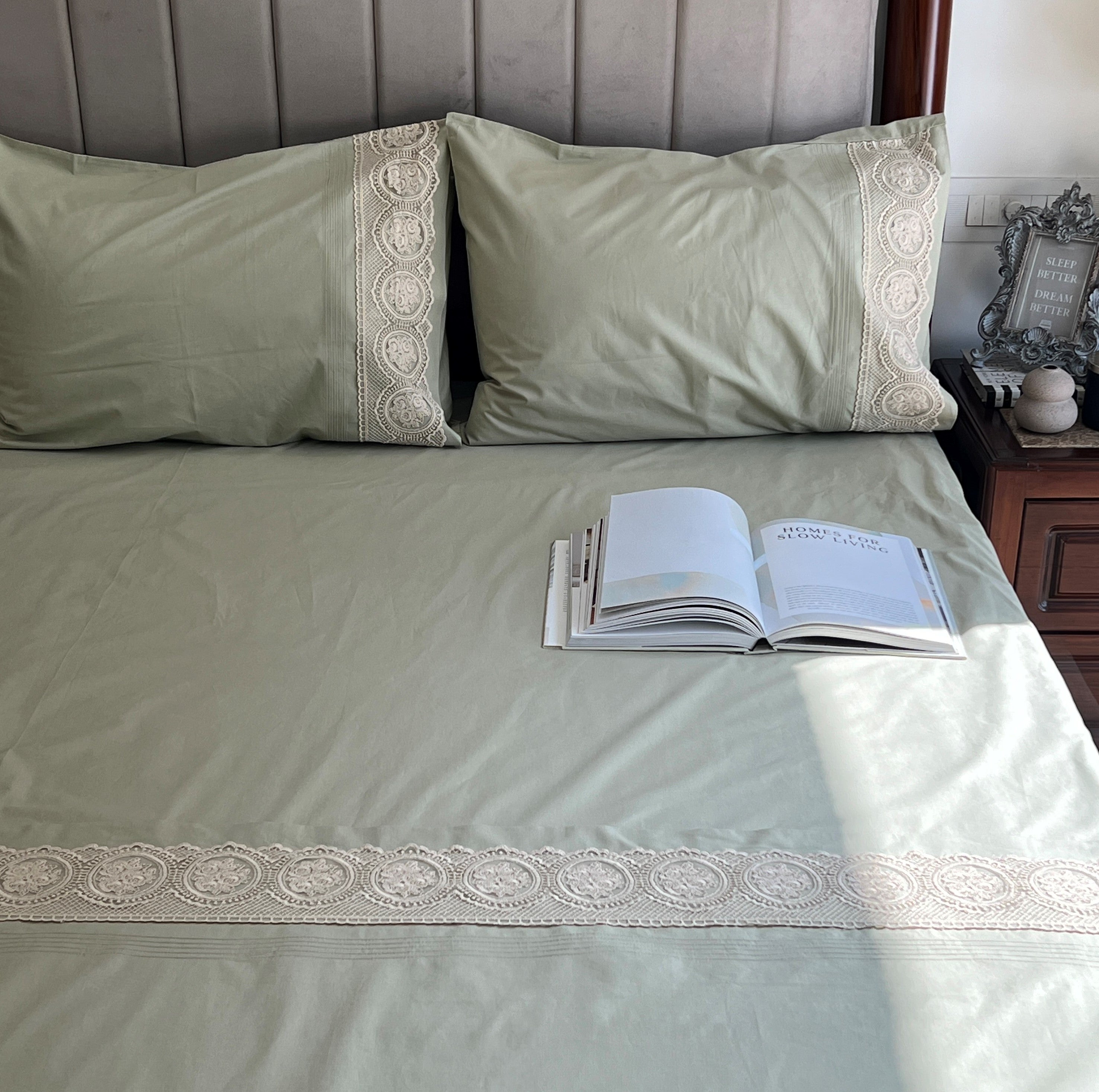 Chantilly Forest Green Cotton Embroidered Lace Bed Sheet with 2 Pillow Covers