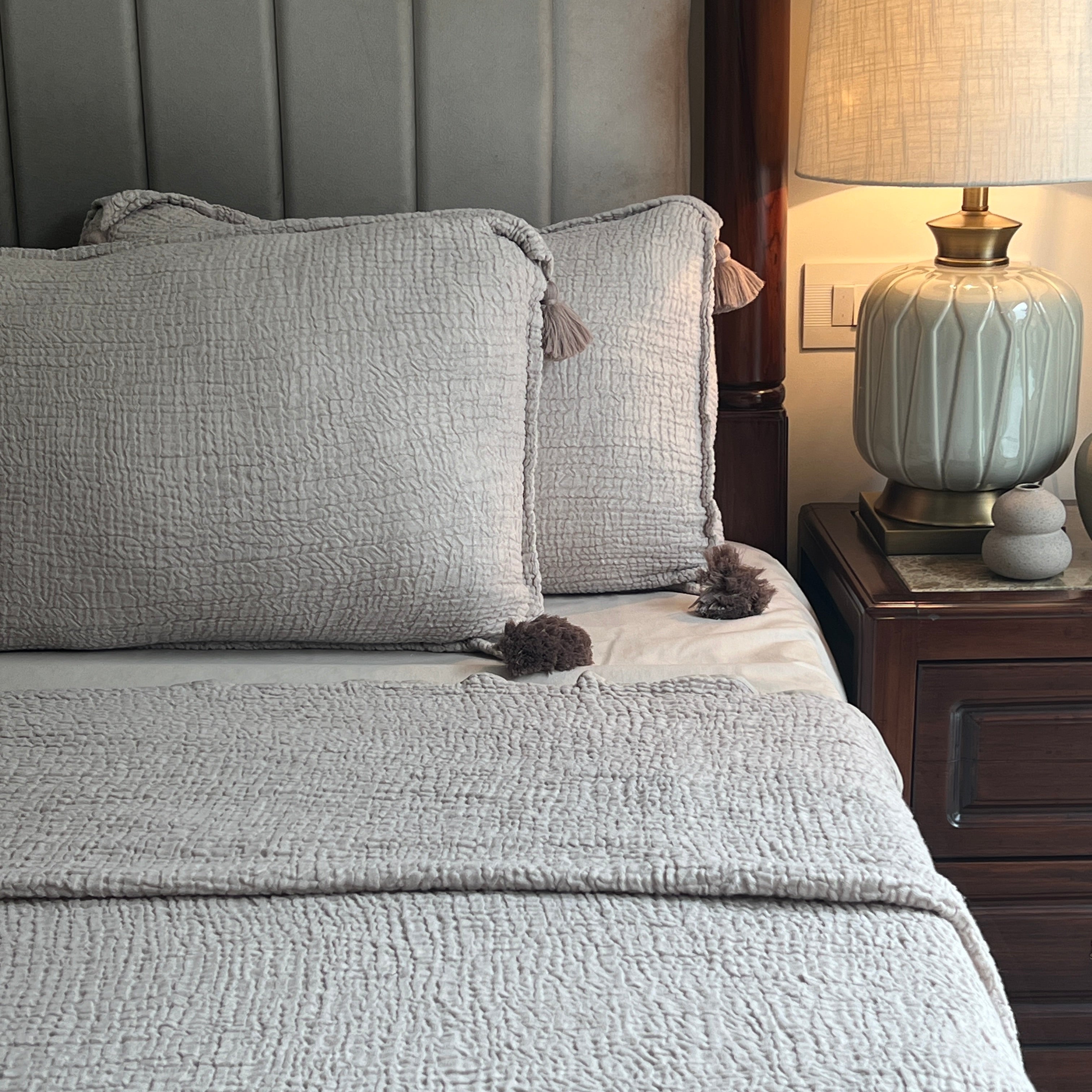 Meraki Buff Woven Bedspread Set