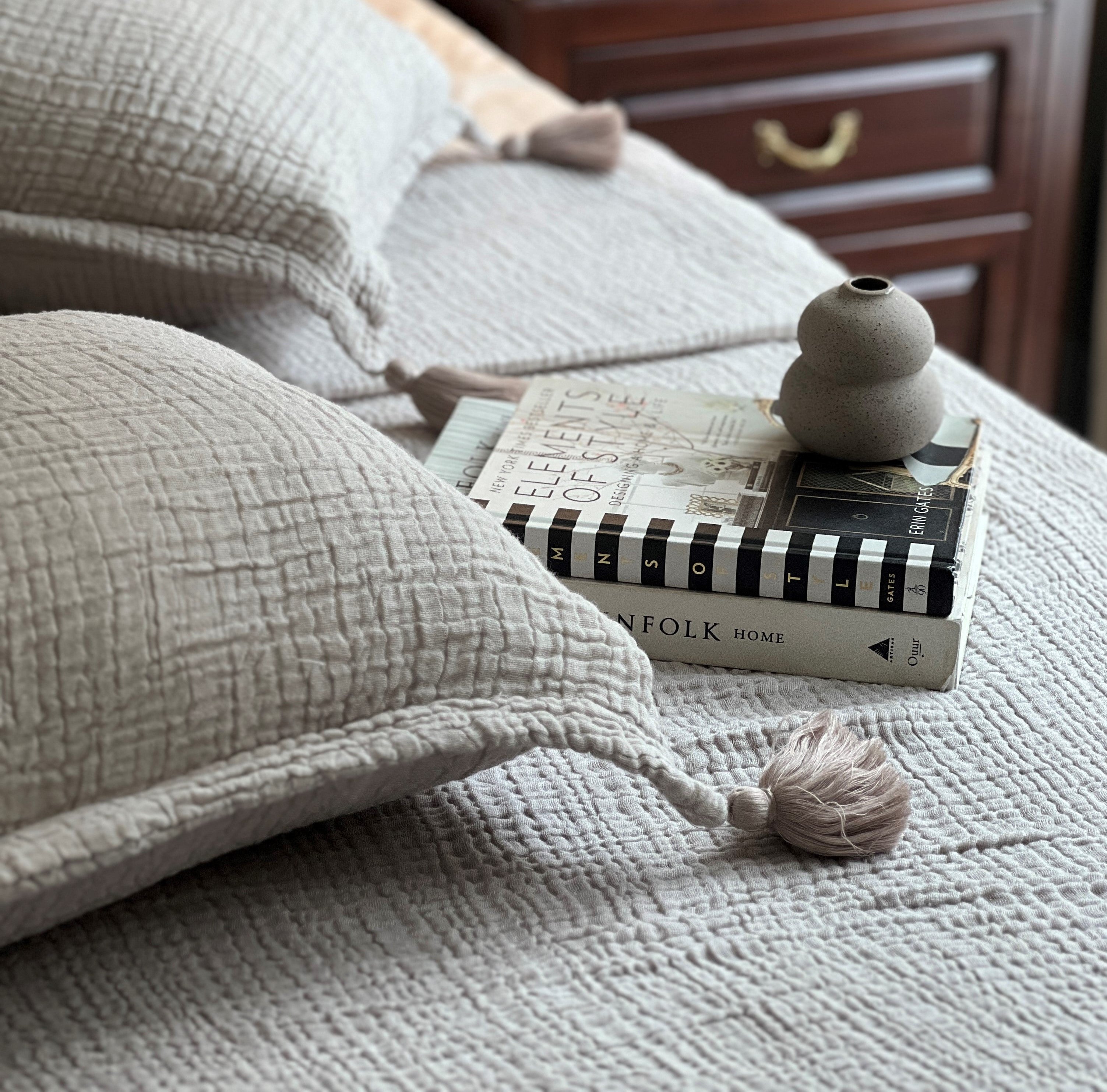 Meraki Greige Woven Bedspread Set