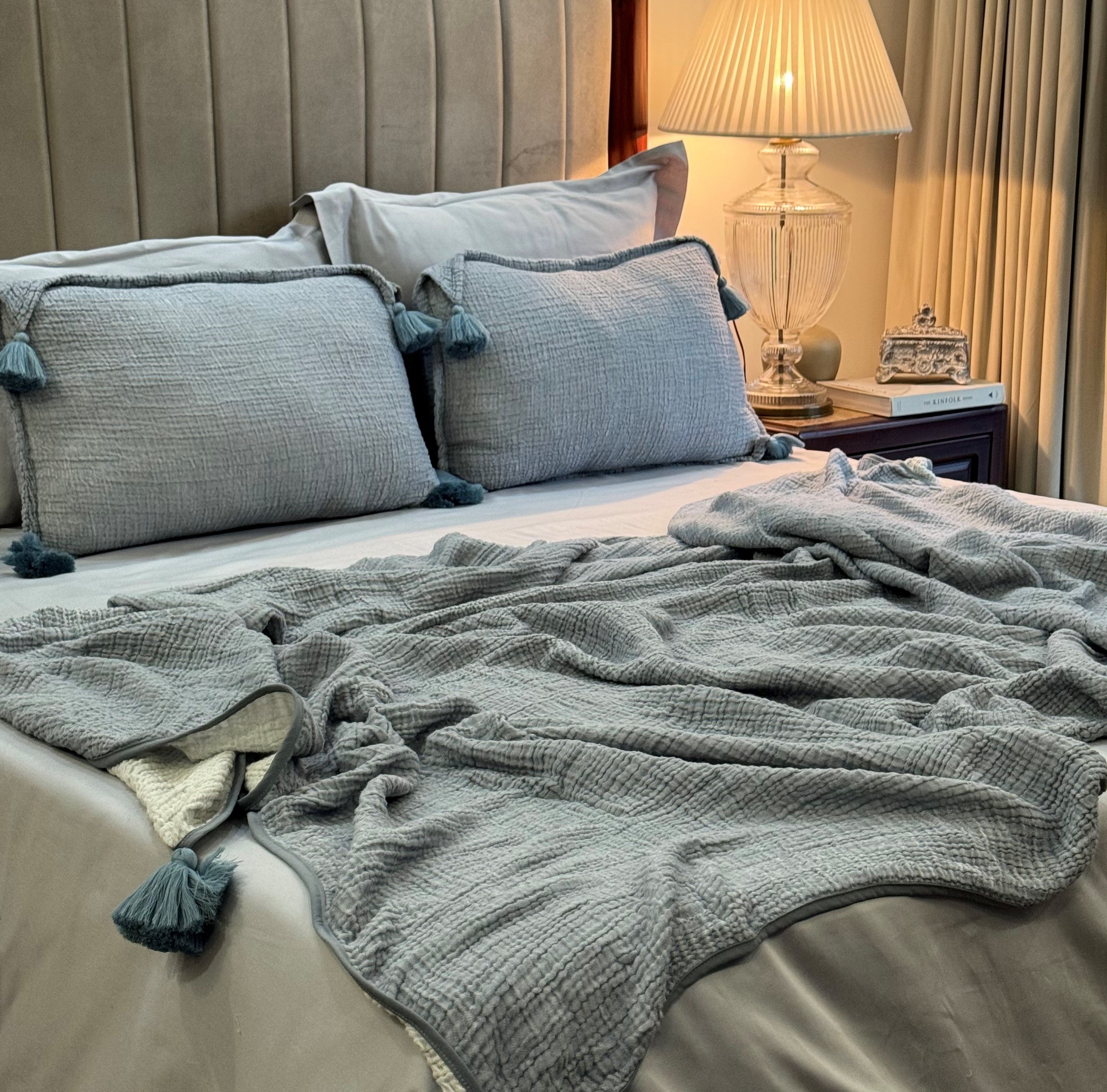 Meraki Indigo Woven Bedspread Set