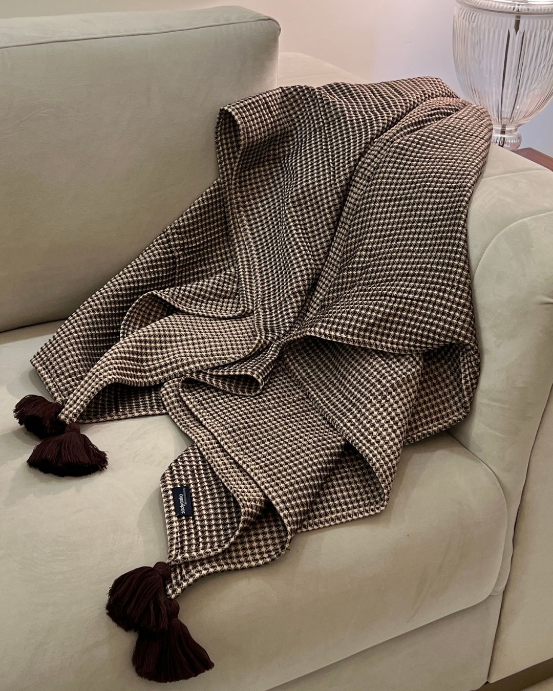 Coffee Honeycomb woven throw with tassels