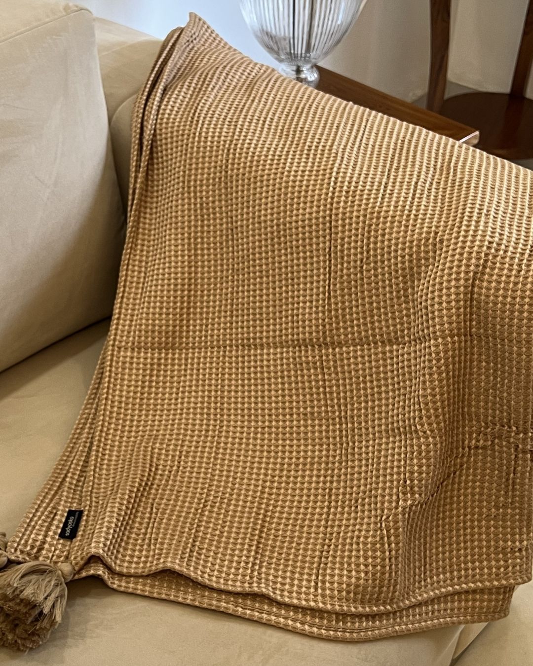 Mocha Honeycomb woven throw with tassels