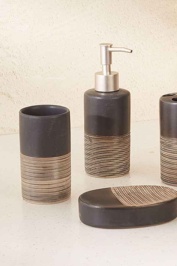 Knurl Bathroom Set - Black