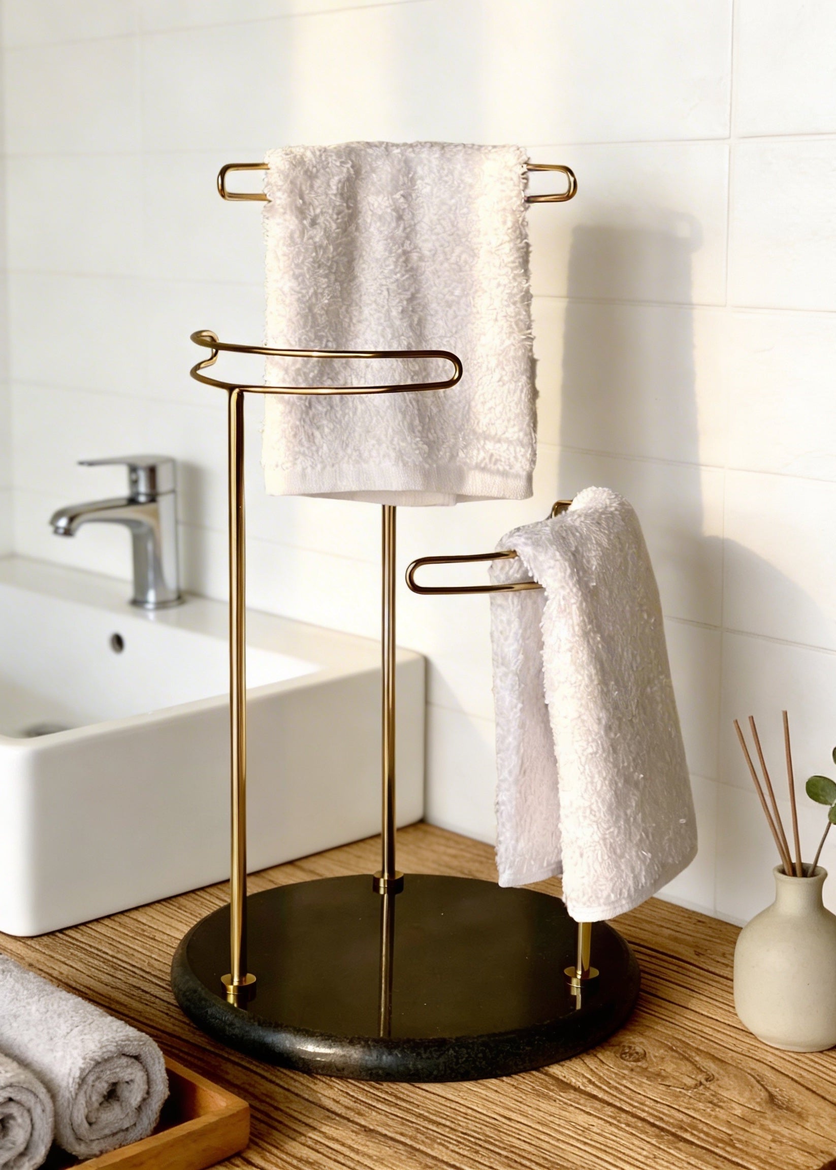 Opal Hand Towel Stand - Black & Gold