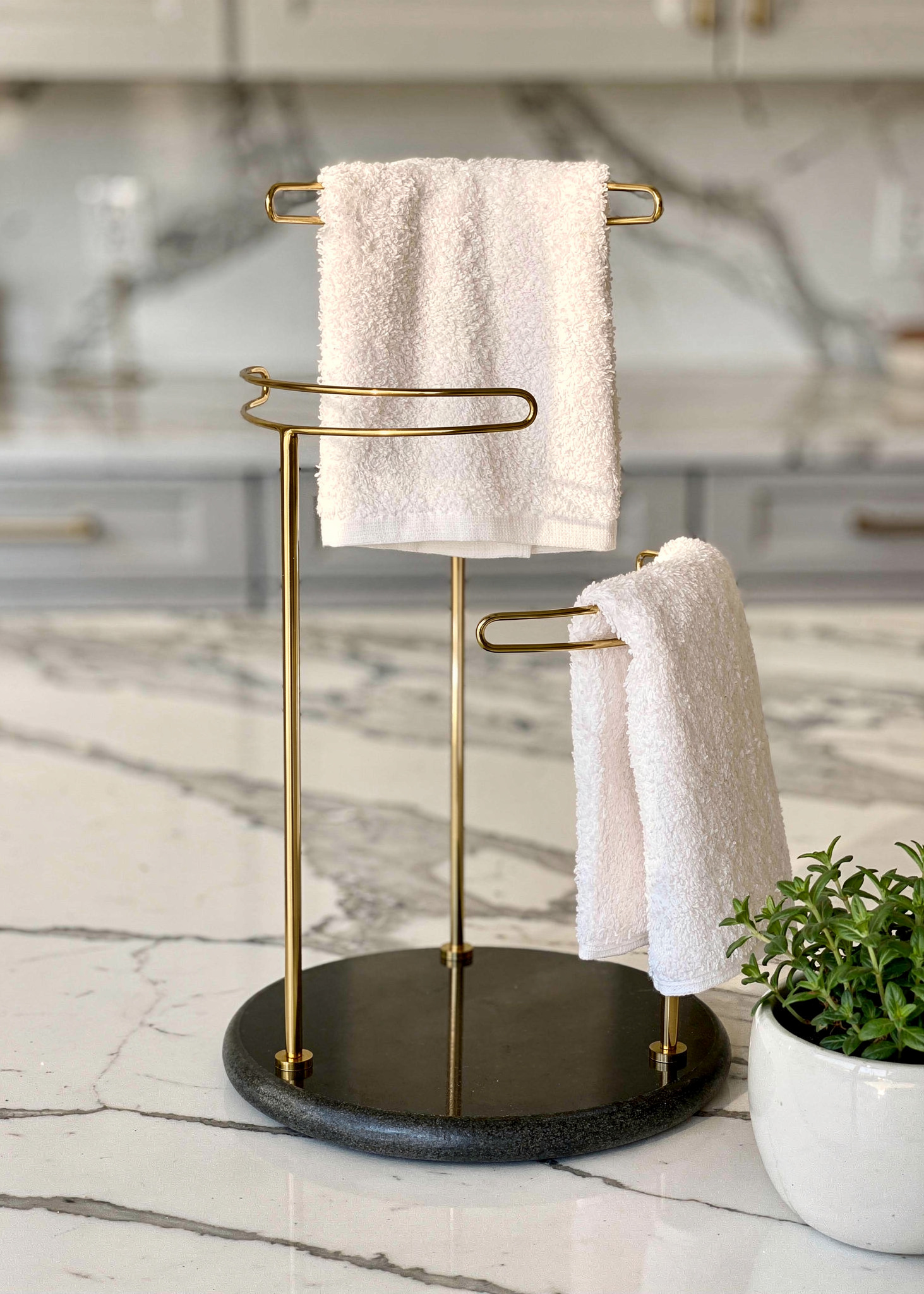 Opal Hand Towel Stand - Black & Gold