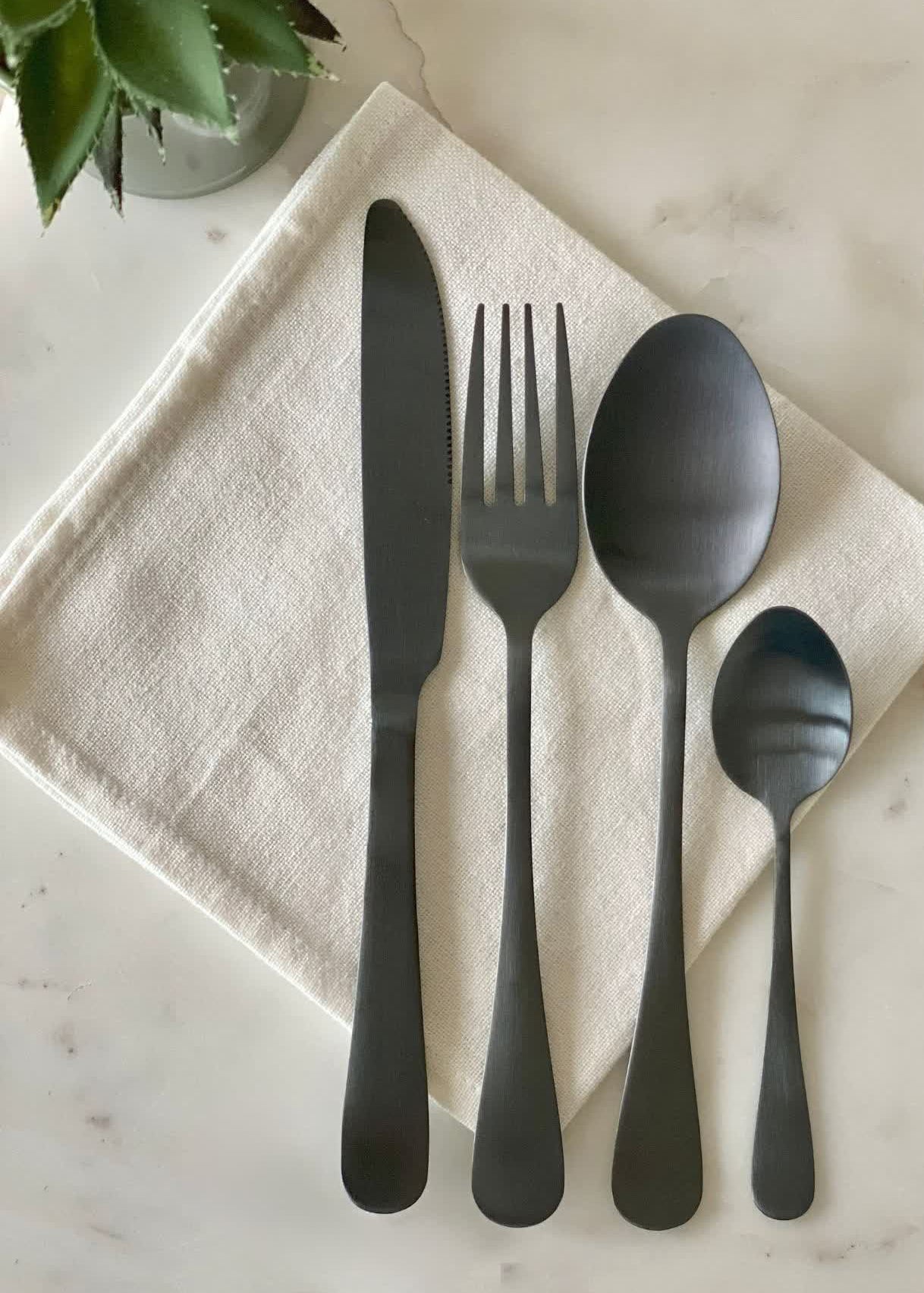 Black Cutlery Set - 24pcs