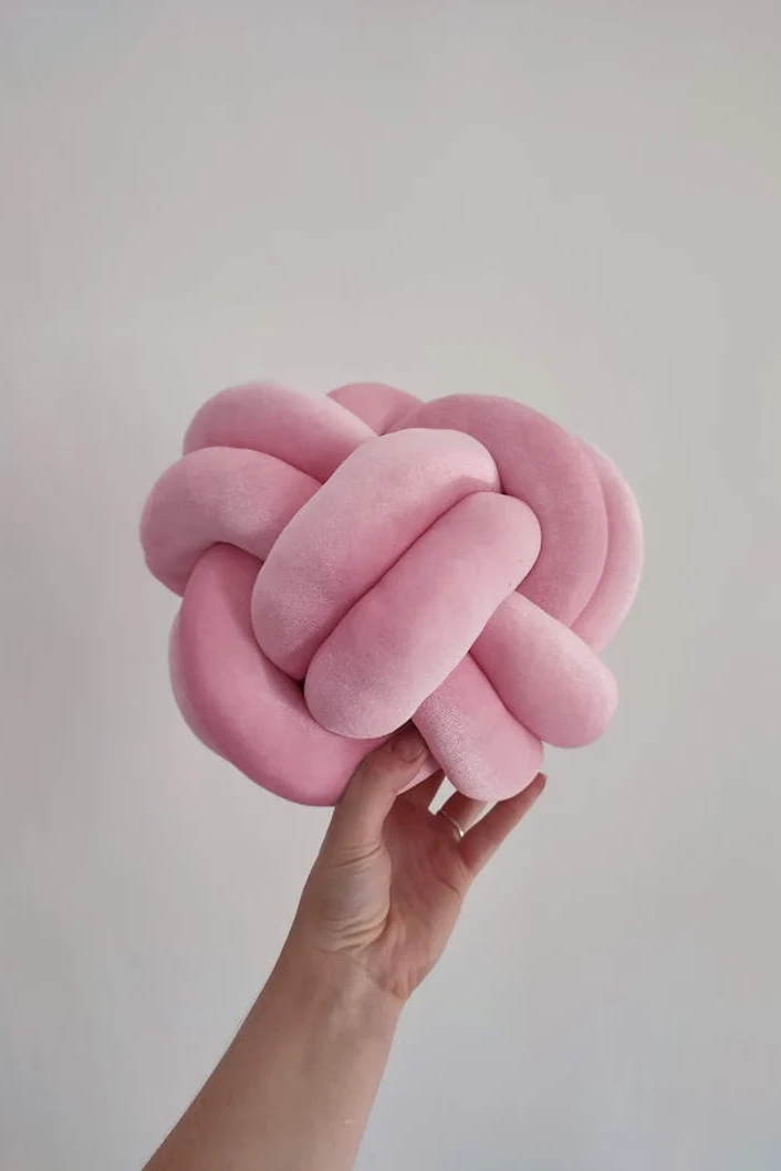 Nico Small Knotted Pillow - Pink
