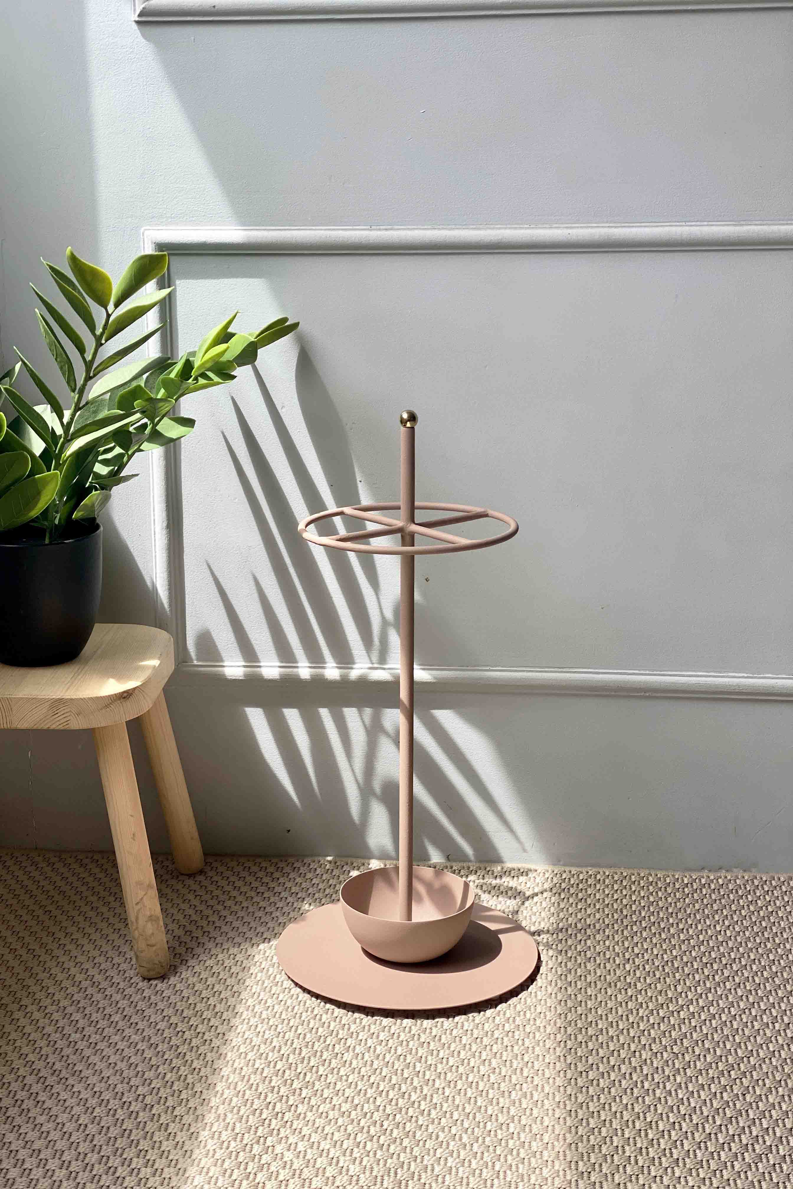 Nordic Old Rose Umbrella Stand