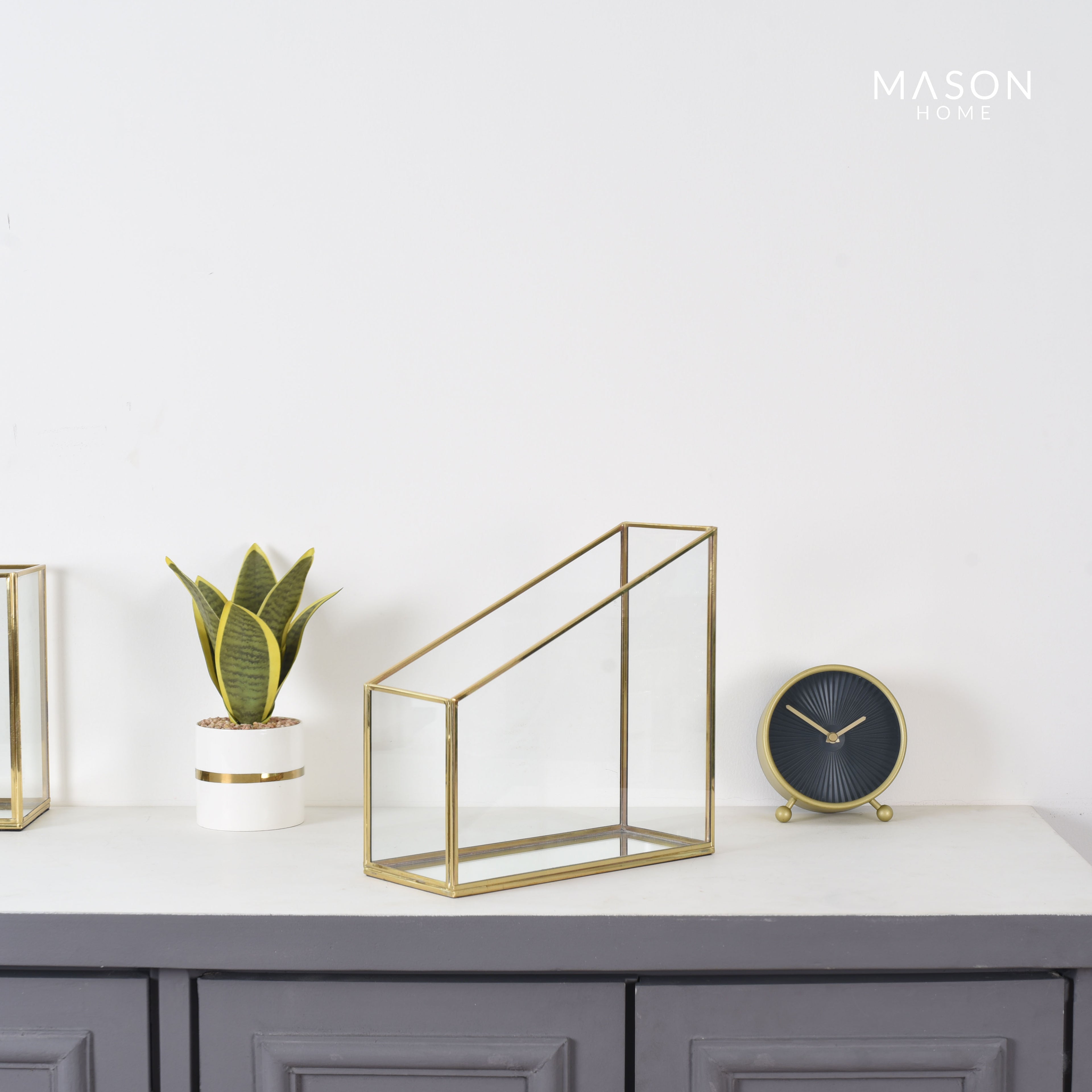 Milan Magazine Holder
