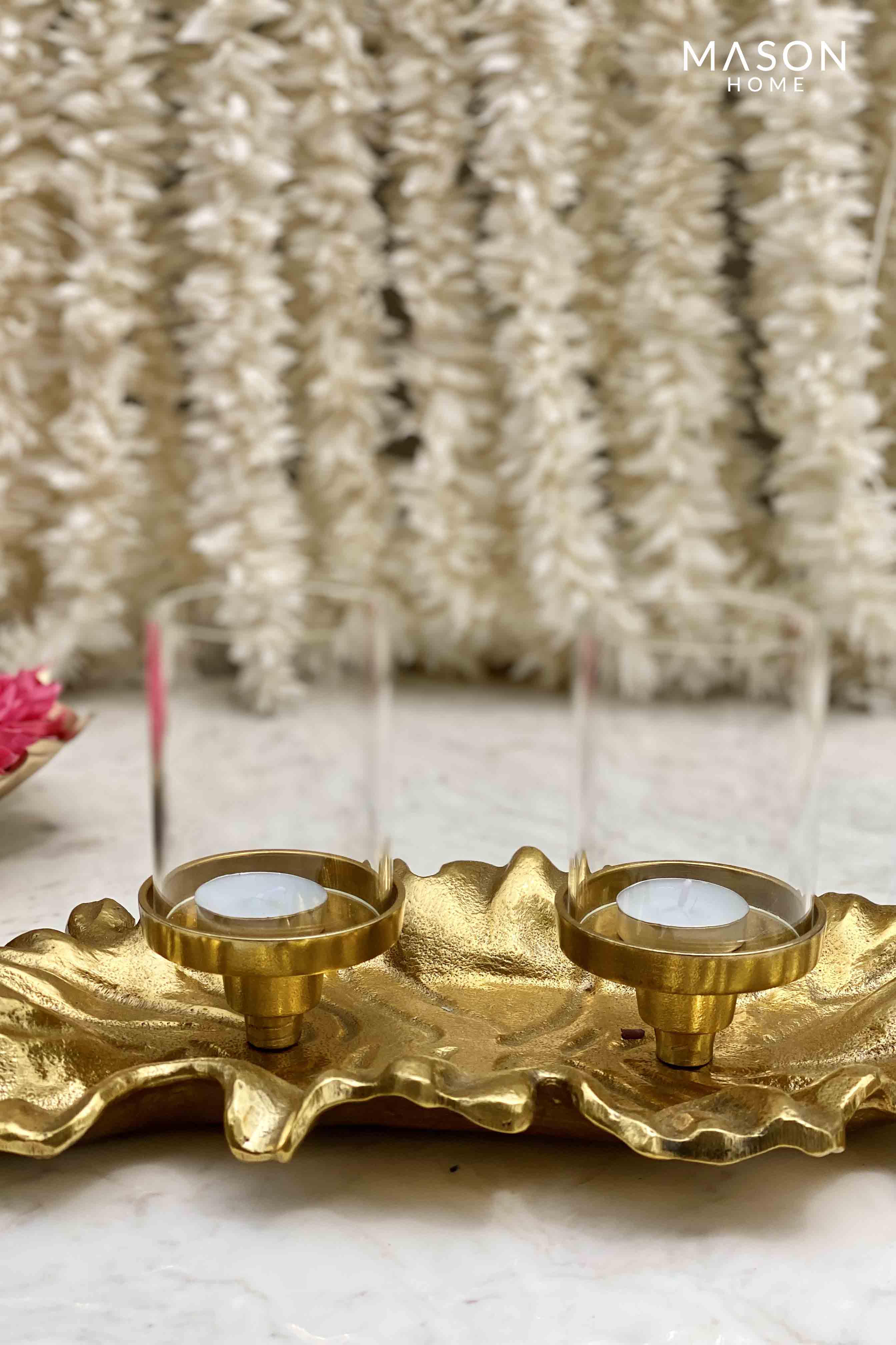 Ambrai Leaf Candle Holder - Gold