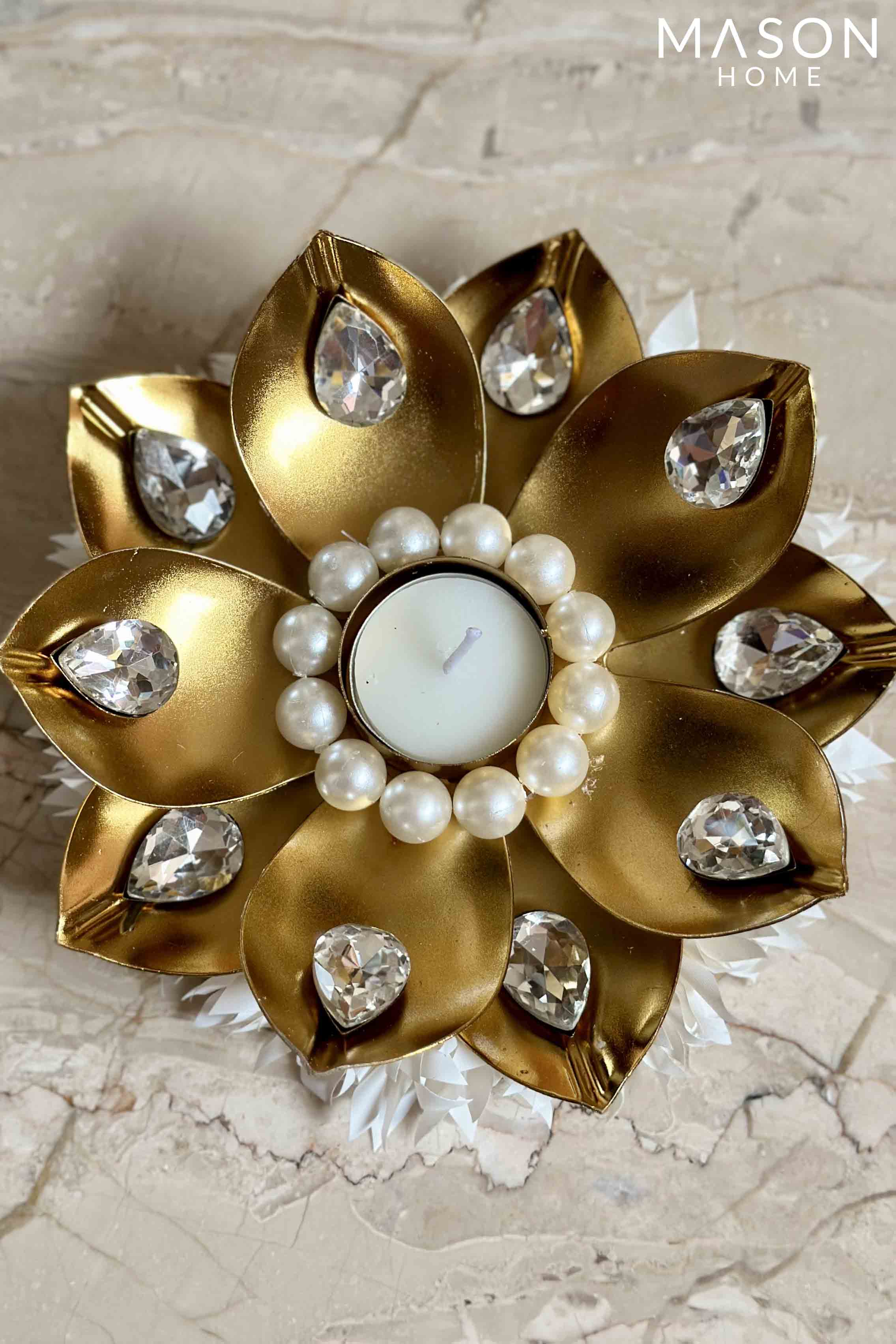 EMBELLISH CRYSTAL WHITE GAJRA DIYA