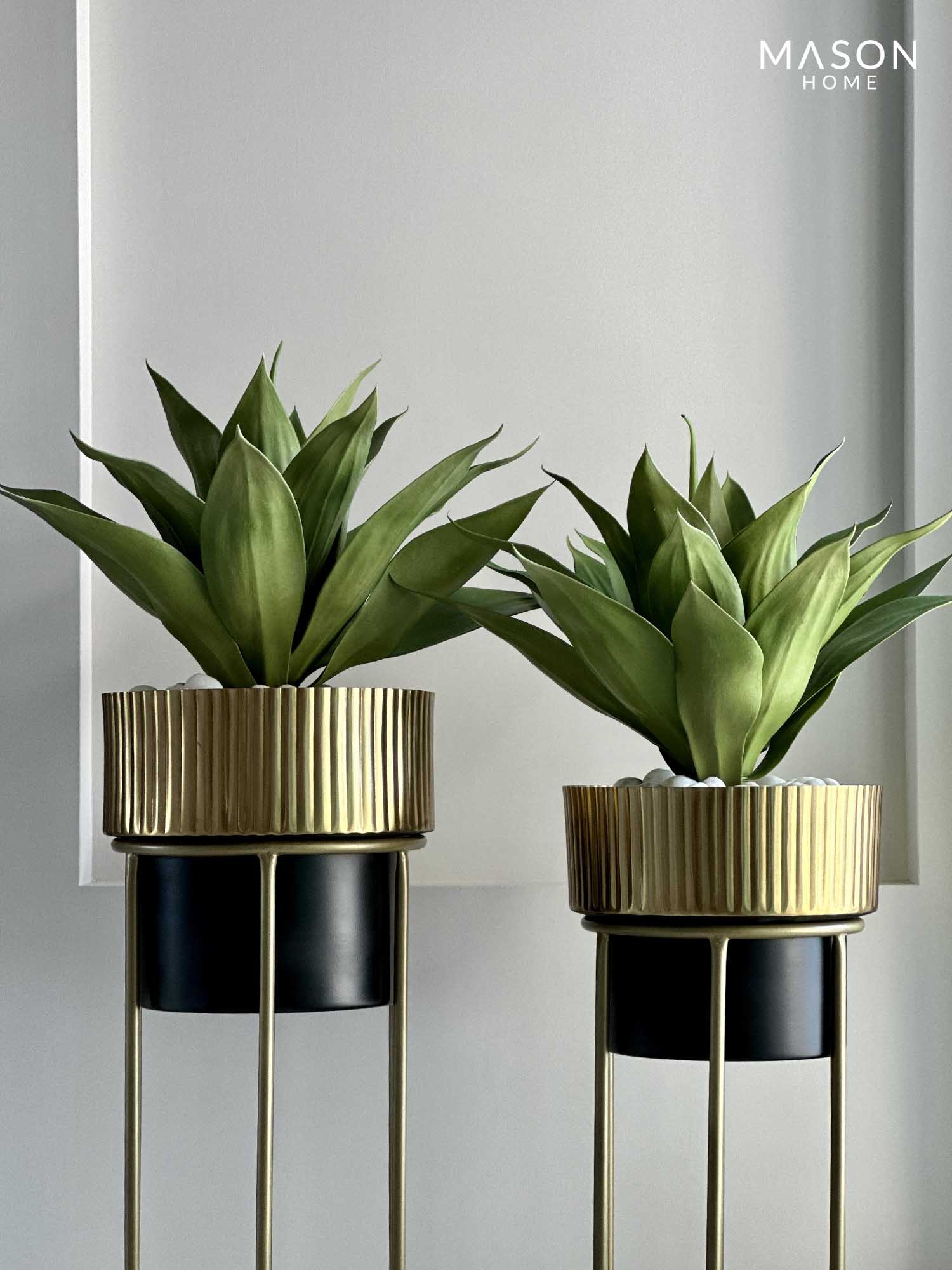 Brooklyn Fluted Gold & Black Planter (Set of 2)