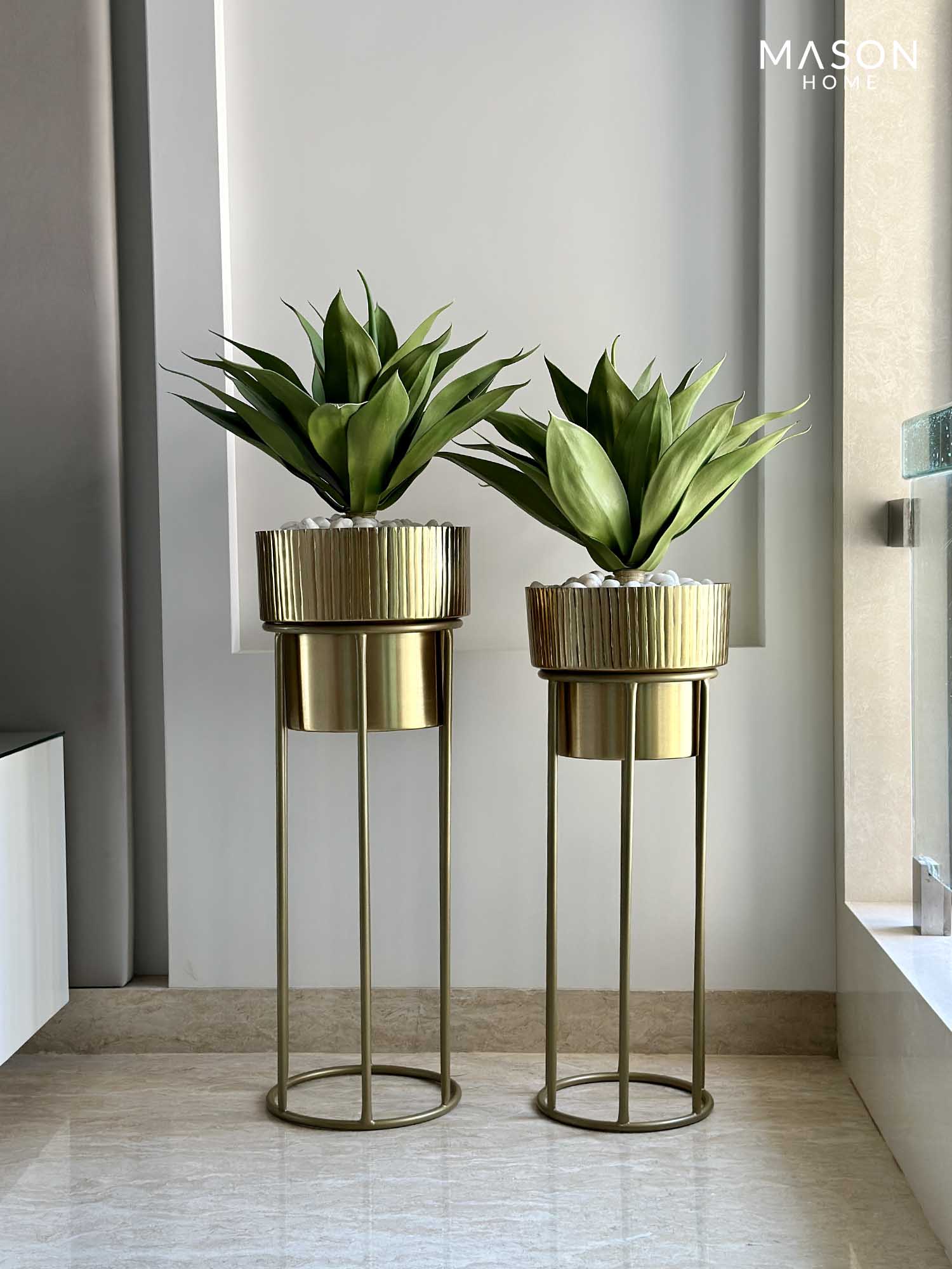 Brooklyn Fluted Gold Planter (Set of 2)