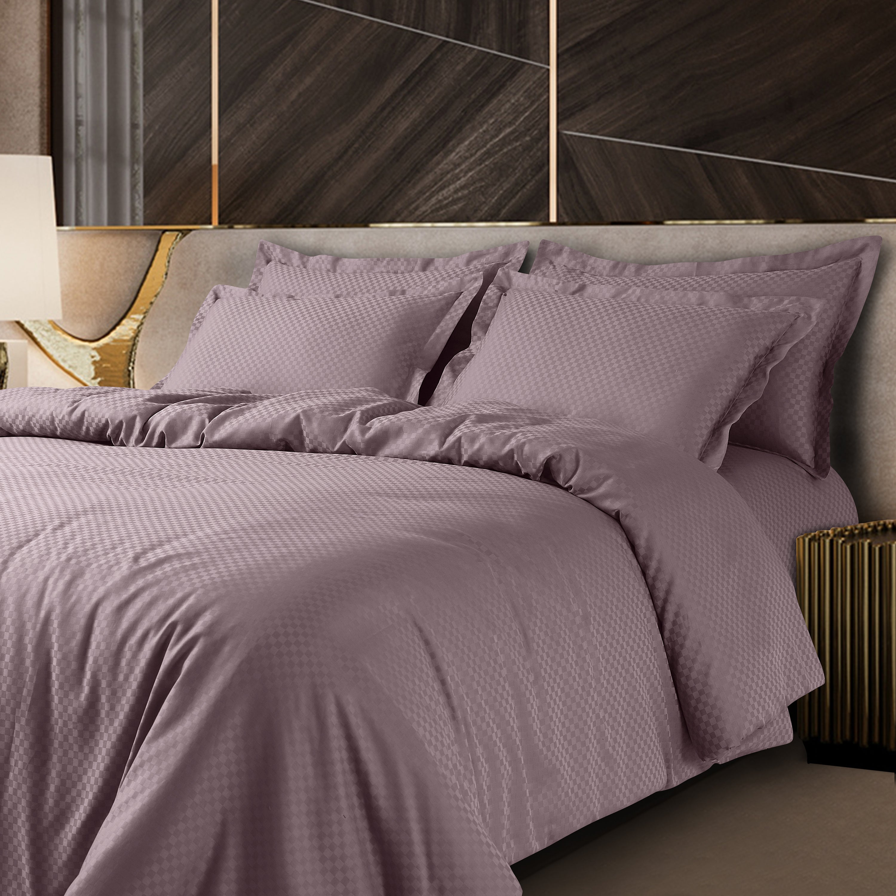 Lyon Jacquard Wine Checks Bedsheet