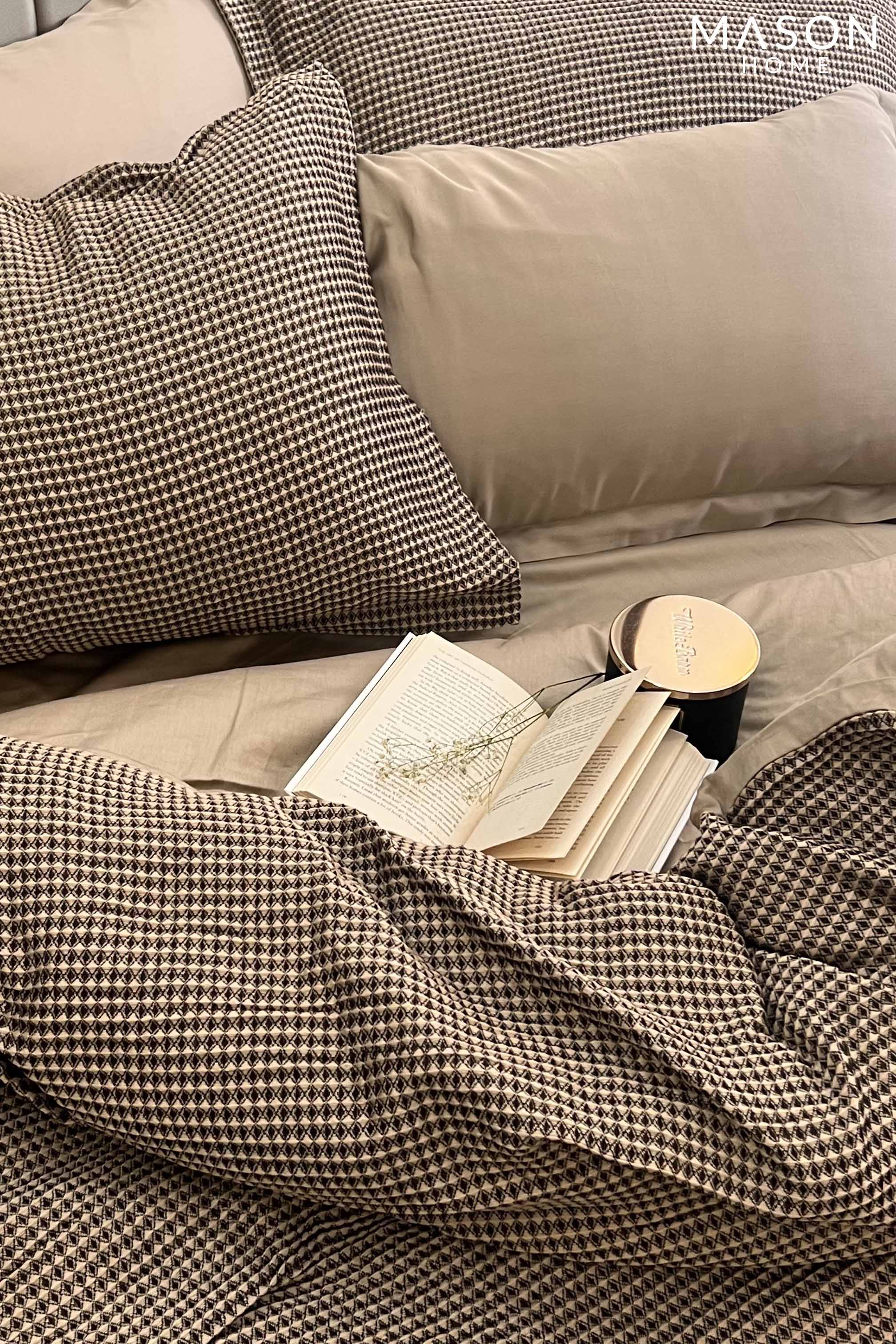 Honeycomb Coffee Woven Duvet Cover Set With Bedsheet