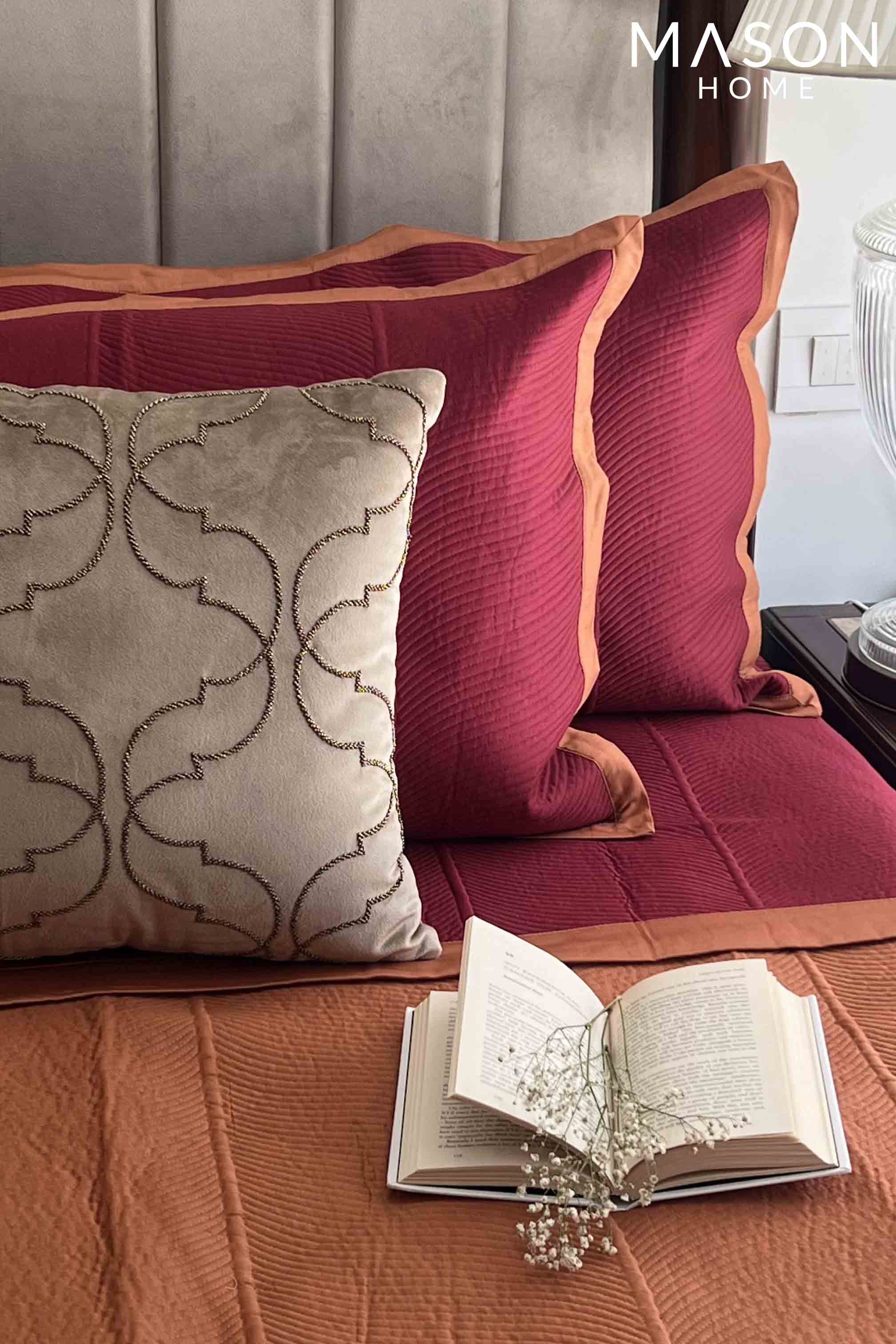 Maroon And Rust Rosette Cotton Reversible Bedspread