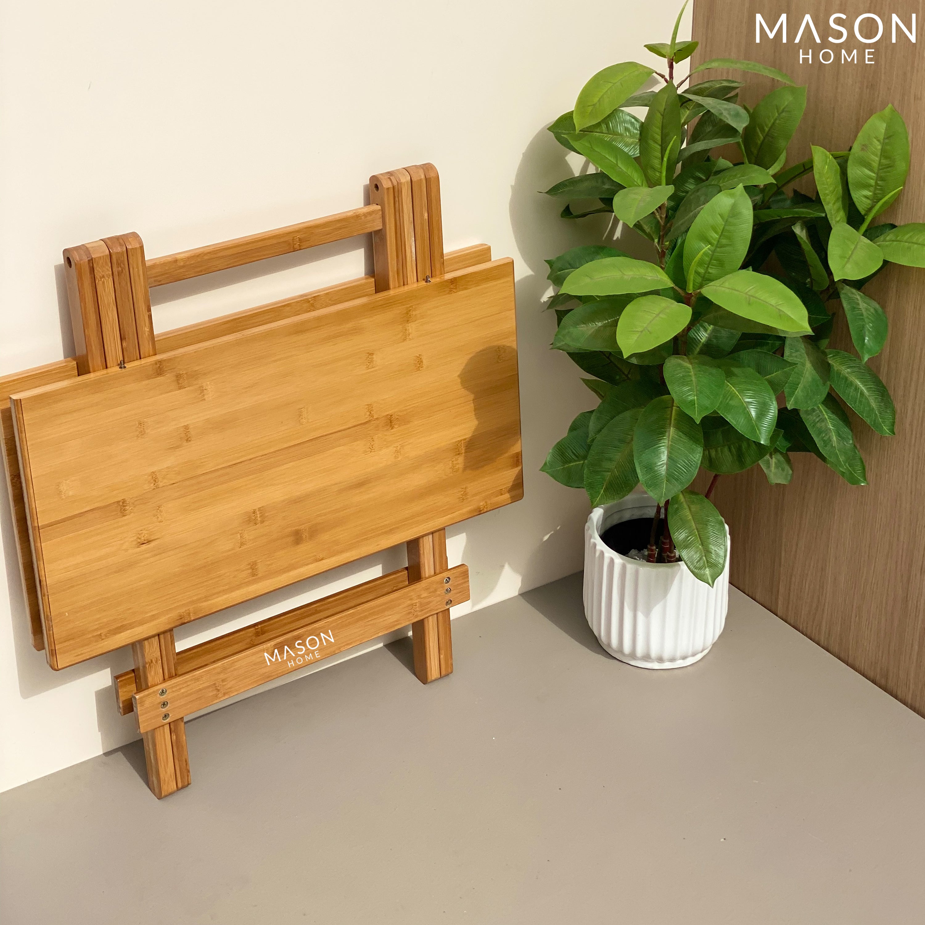 FOLDING TABLES FOR TIGHT SPACES