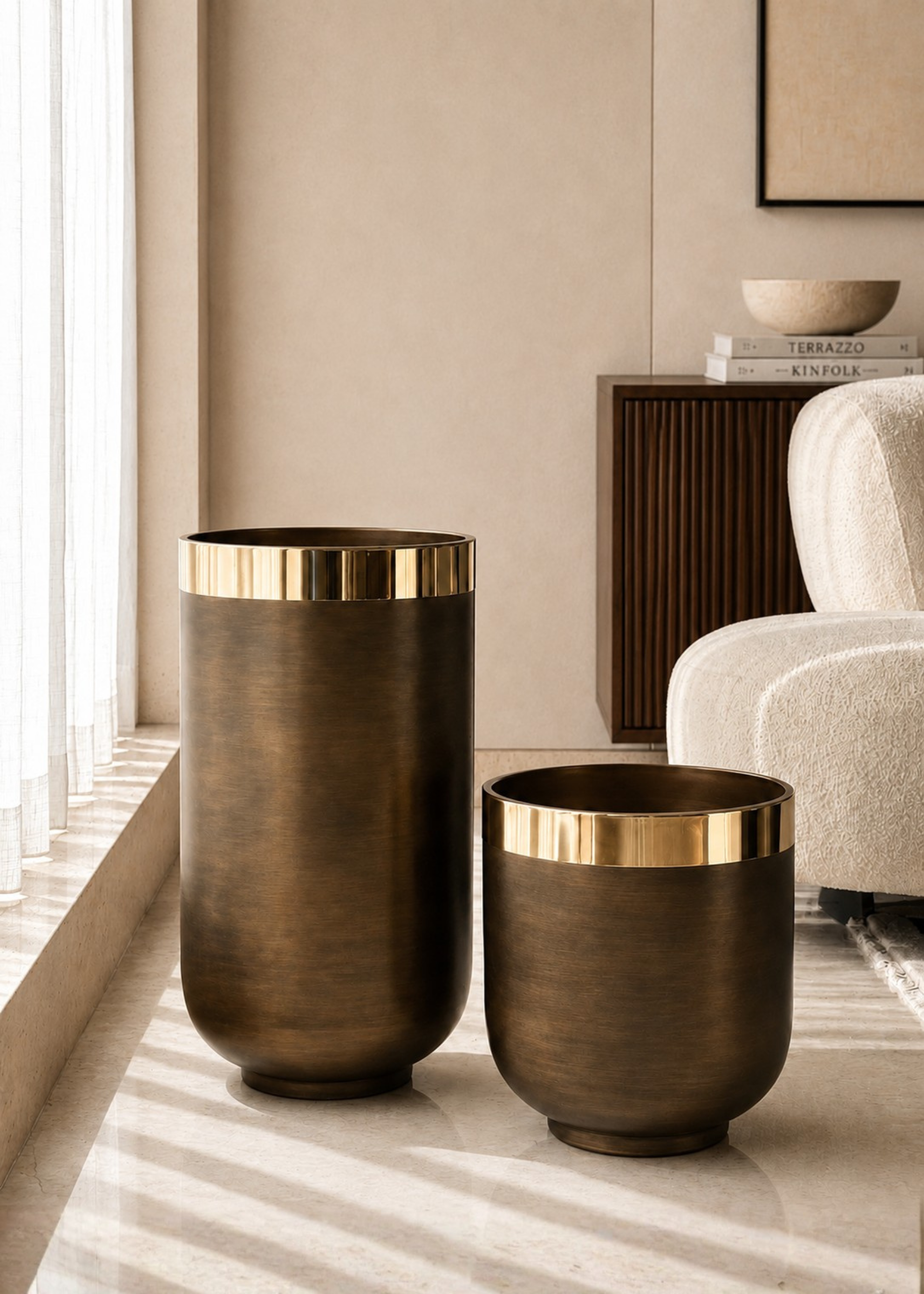 Minsk Planters - Antique Brown