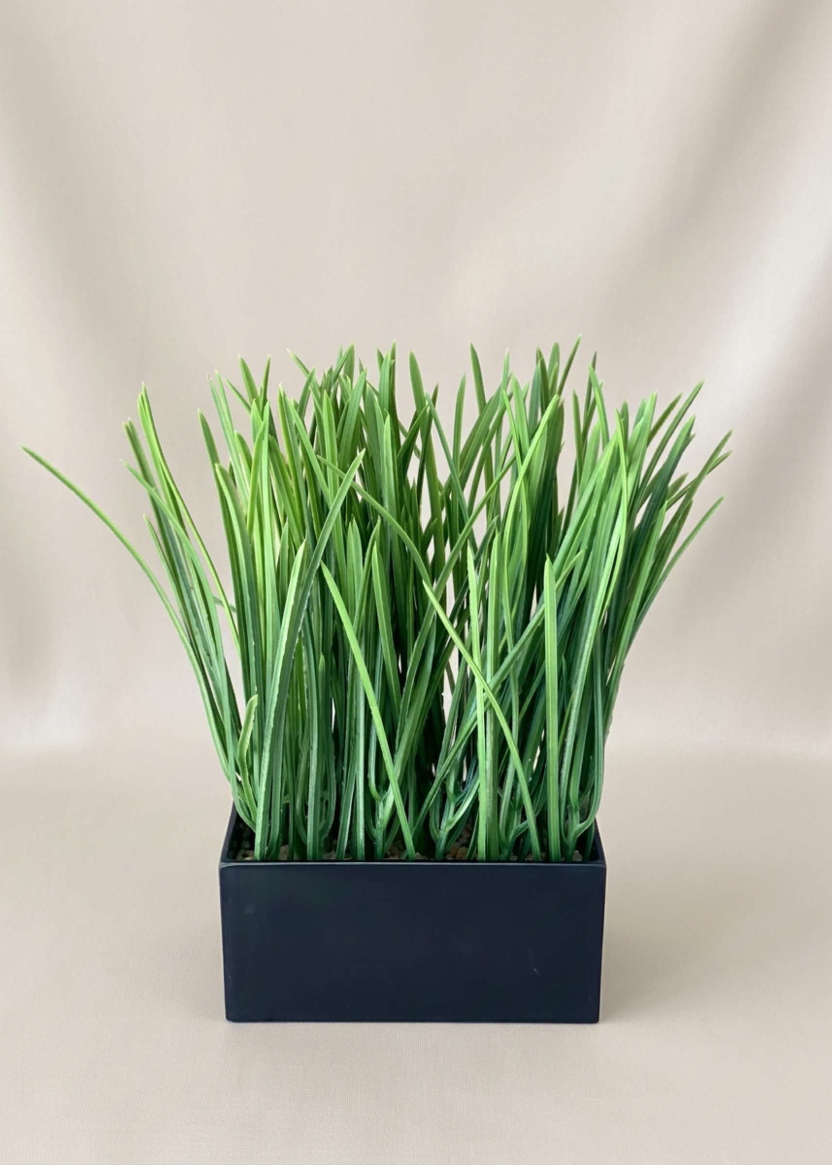 Artficial Grass Plant (Black Pot)