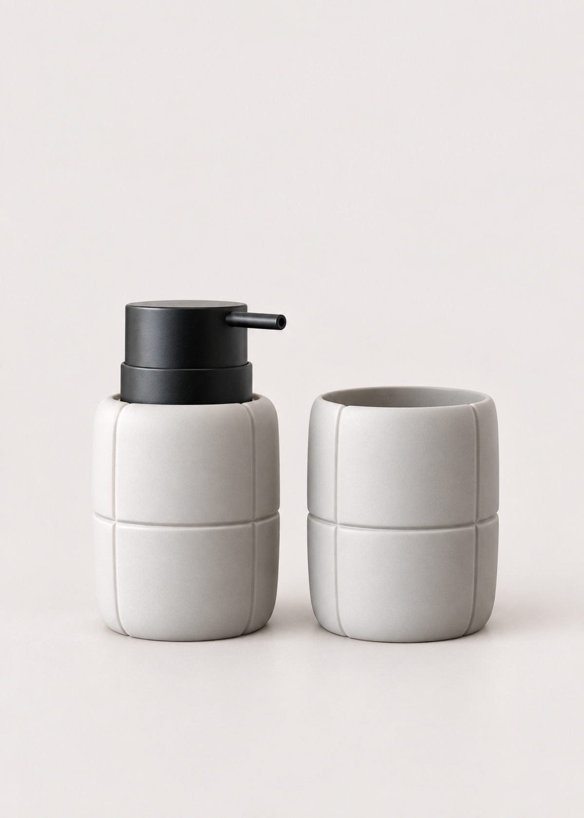Cocoon Bathroom Set - Set of 2