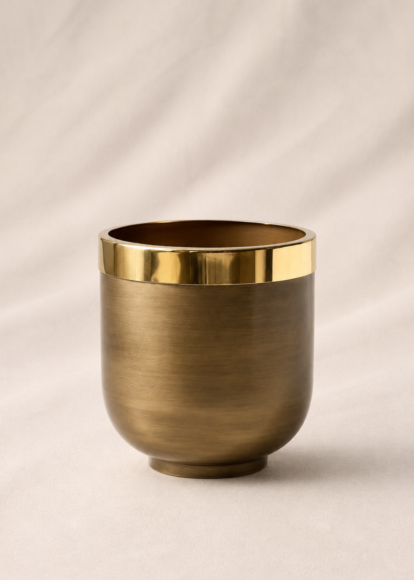 Minsk Planters - Antique Brown