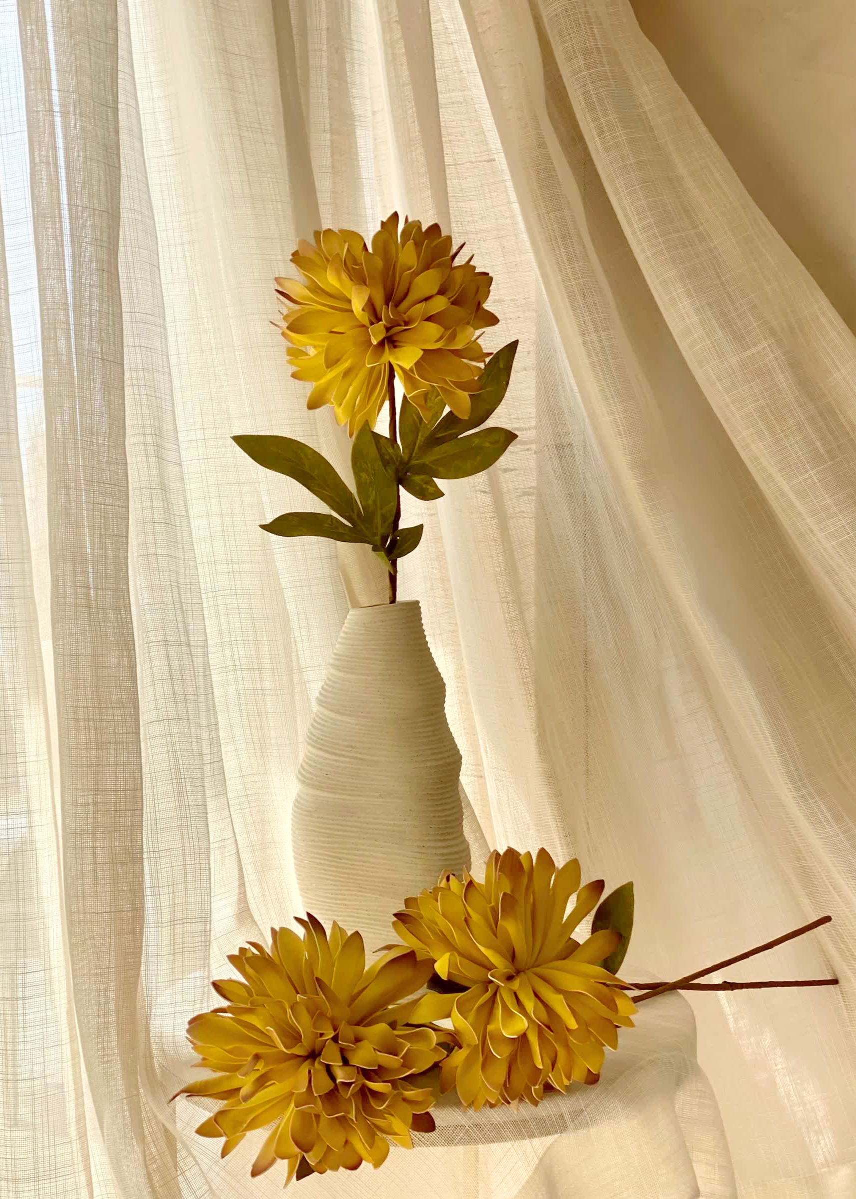 Artificial Dali Dahlia Flower Stem  - Yellow (One Stem)
