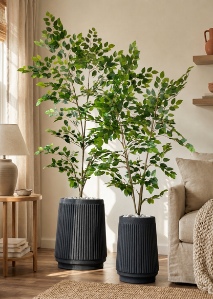 Hanover Black Planter