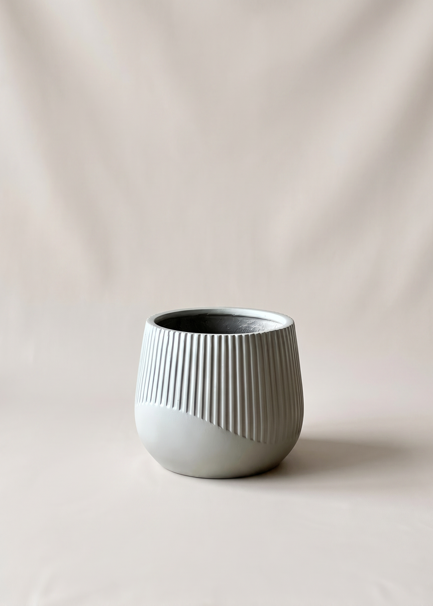 Cassan Planters - Light Grey