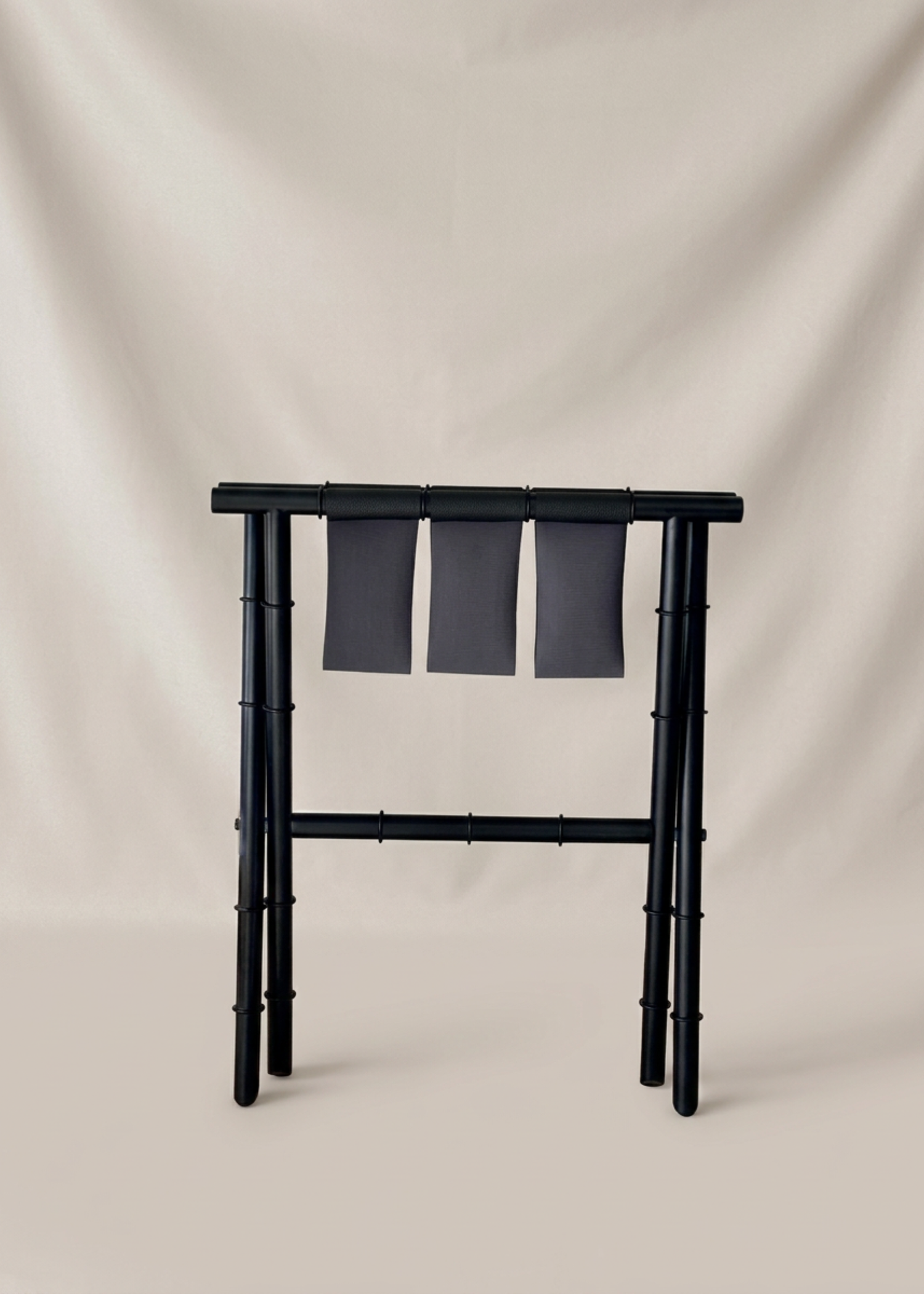 Naples Black Foldable Luggage Rack