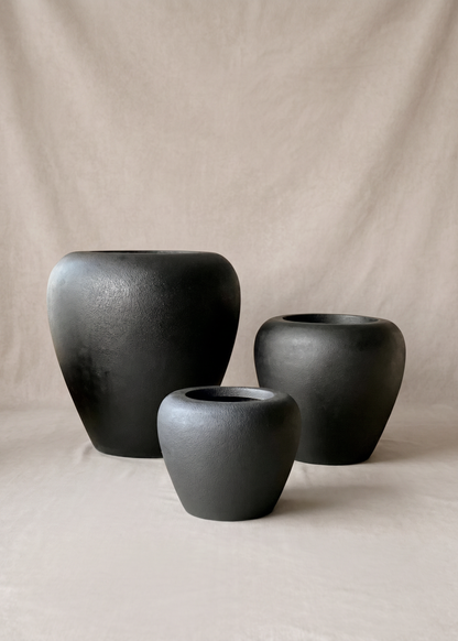 Duch Black Planter