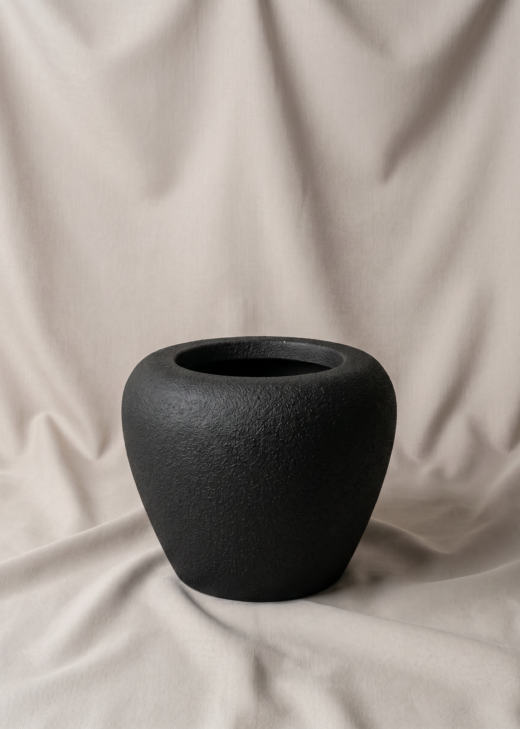 Duch Black Planter