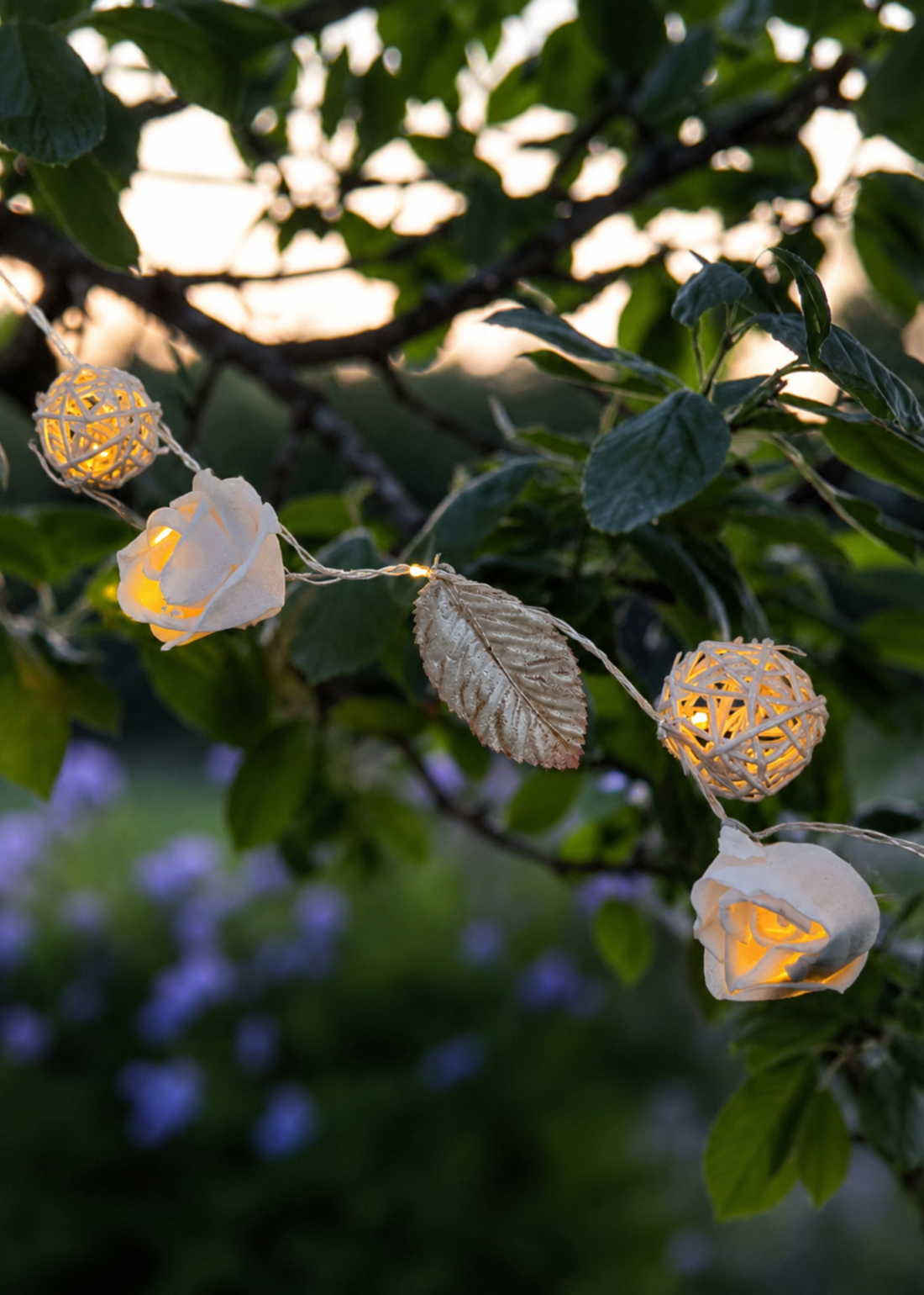 Blossom Garland - Beige