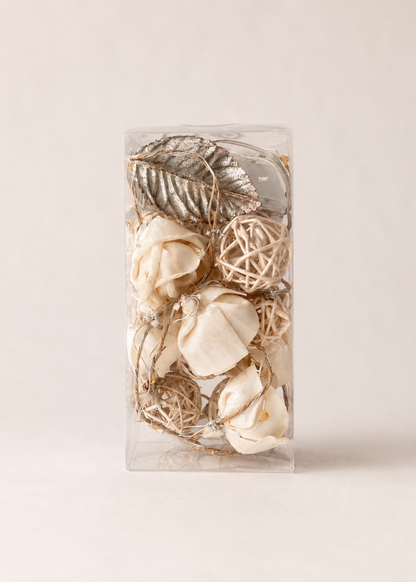 Blossom Garland - Beige
