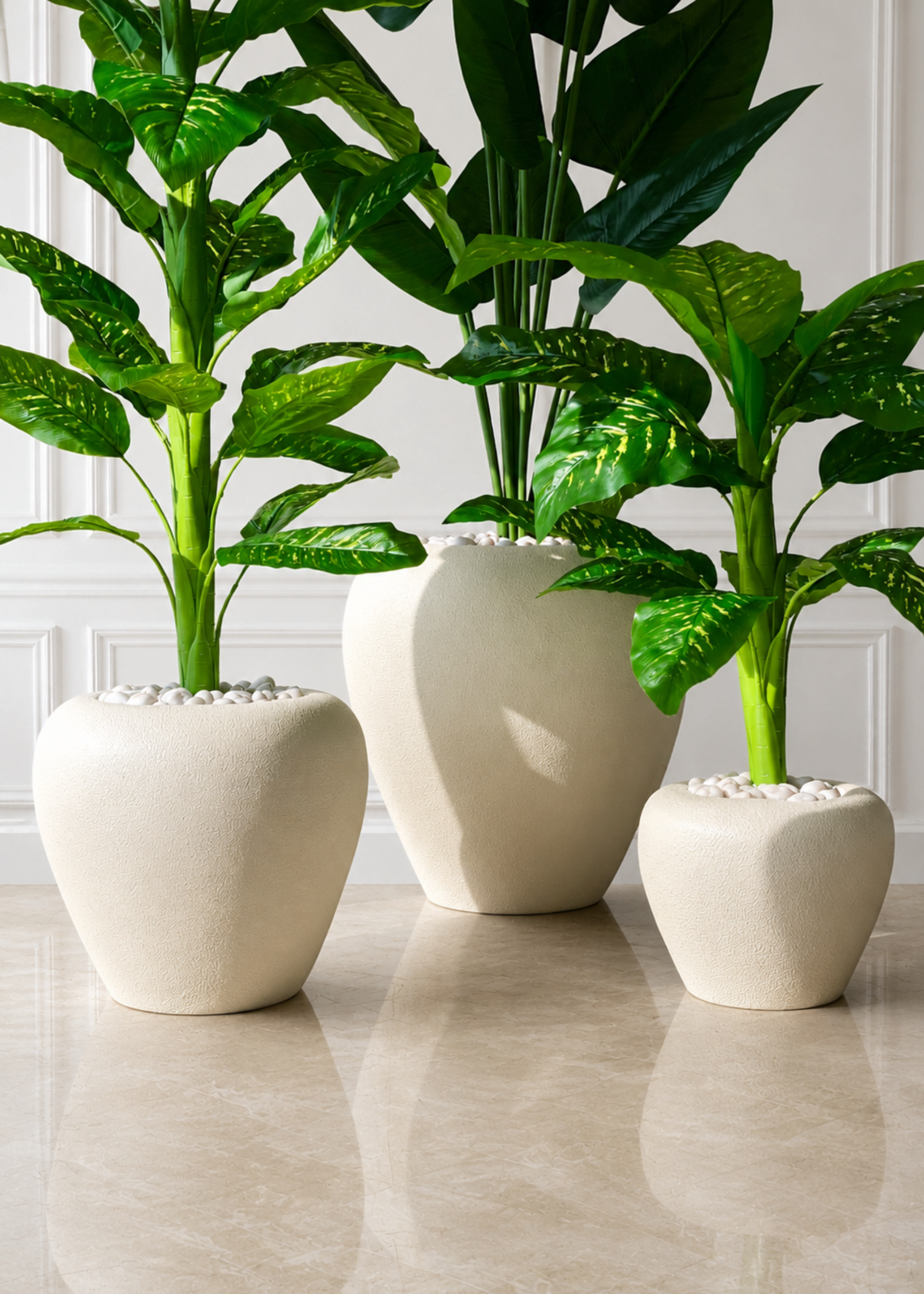 Duch Ivory Planter