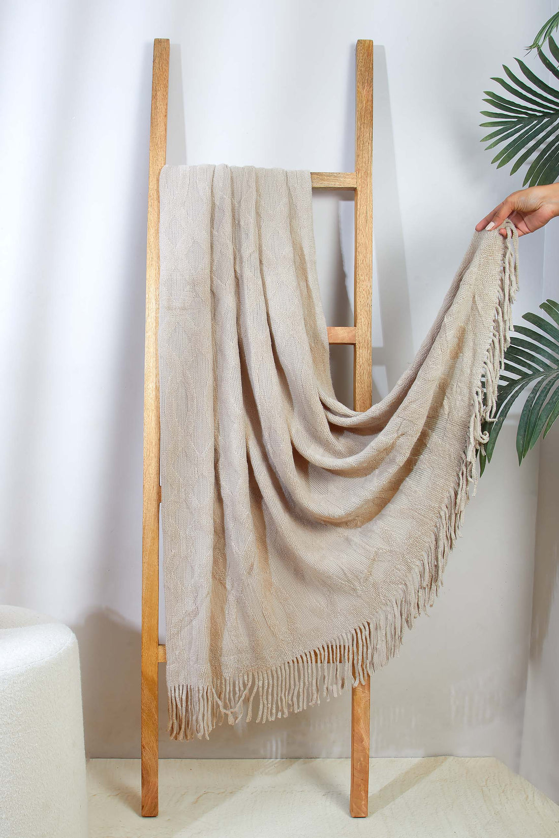 Knitted Throw - Beige