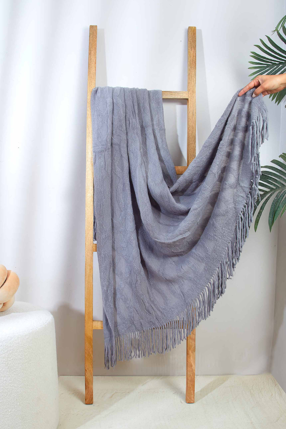 Knitted Throw - Grey