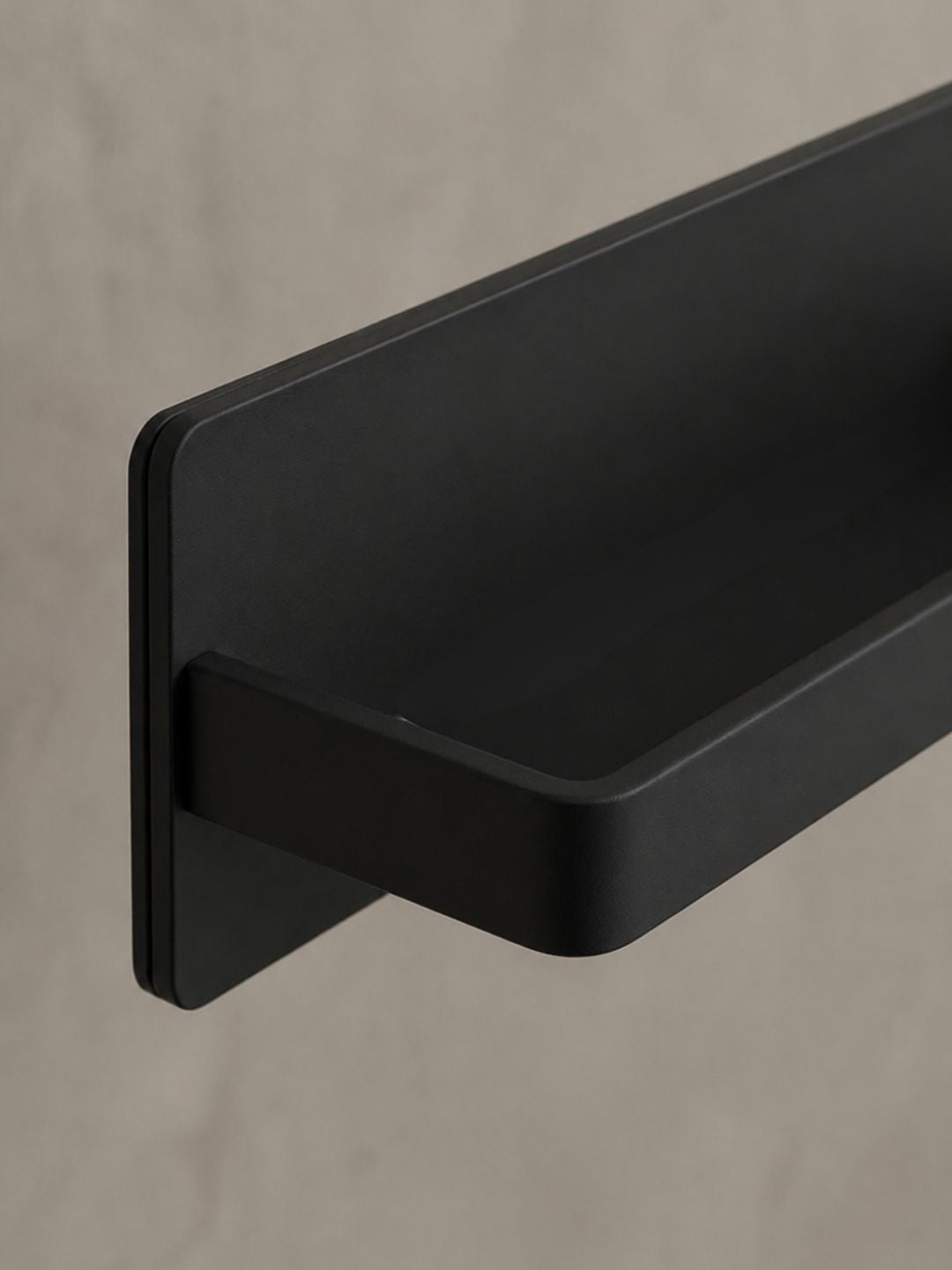 Single Magnetic Tissue  Holder Black