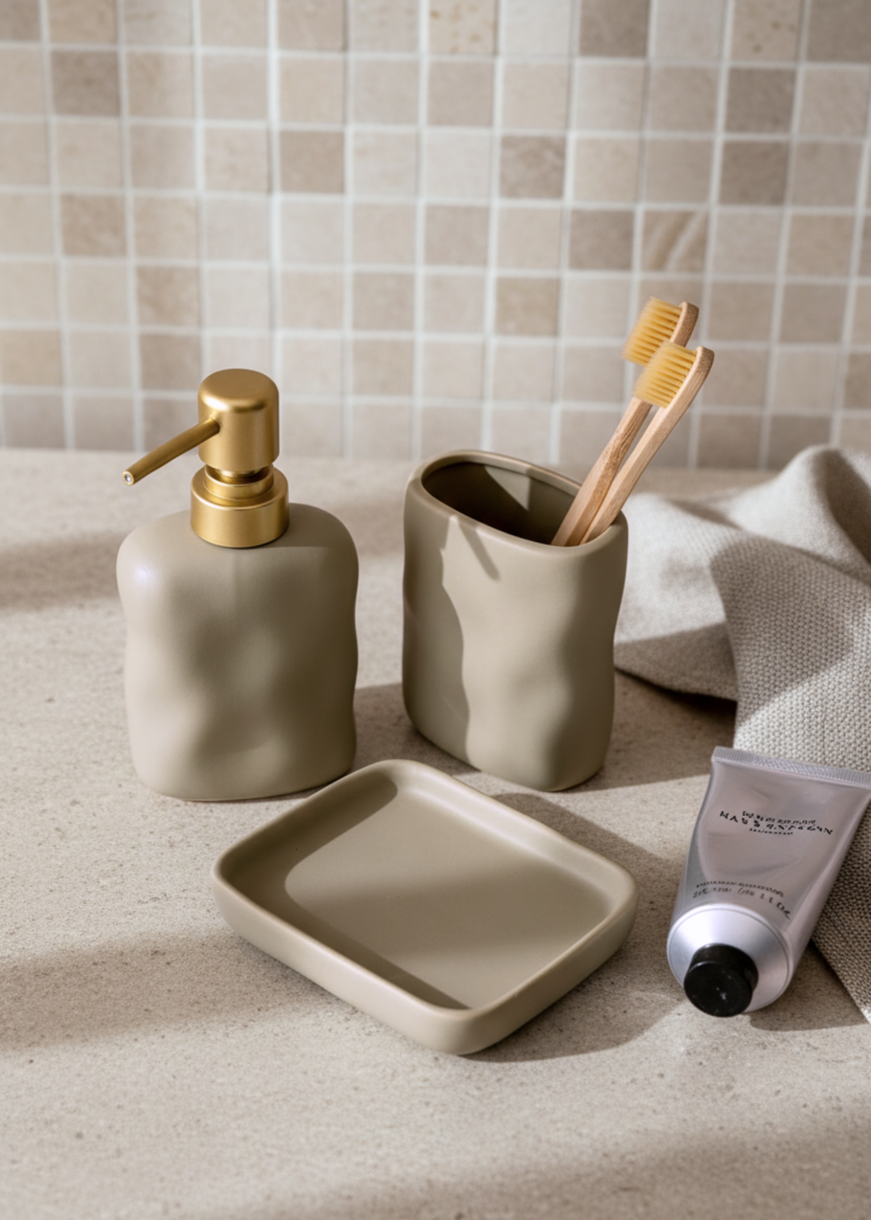 Lucent Bathroom Set - (Set of 3) Beige