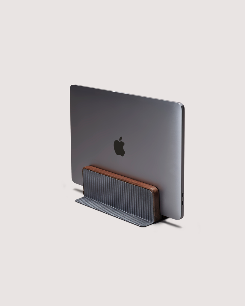 Lateral Laptop Dock (Walnut)