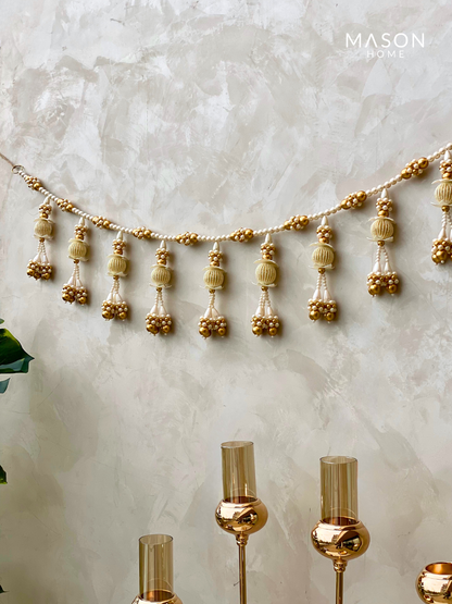 Festive Classic White &amp; Gold Toran