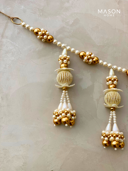 Festive Classic White &amp; Gold Toran