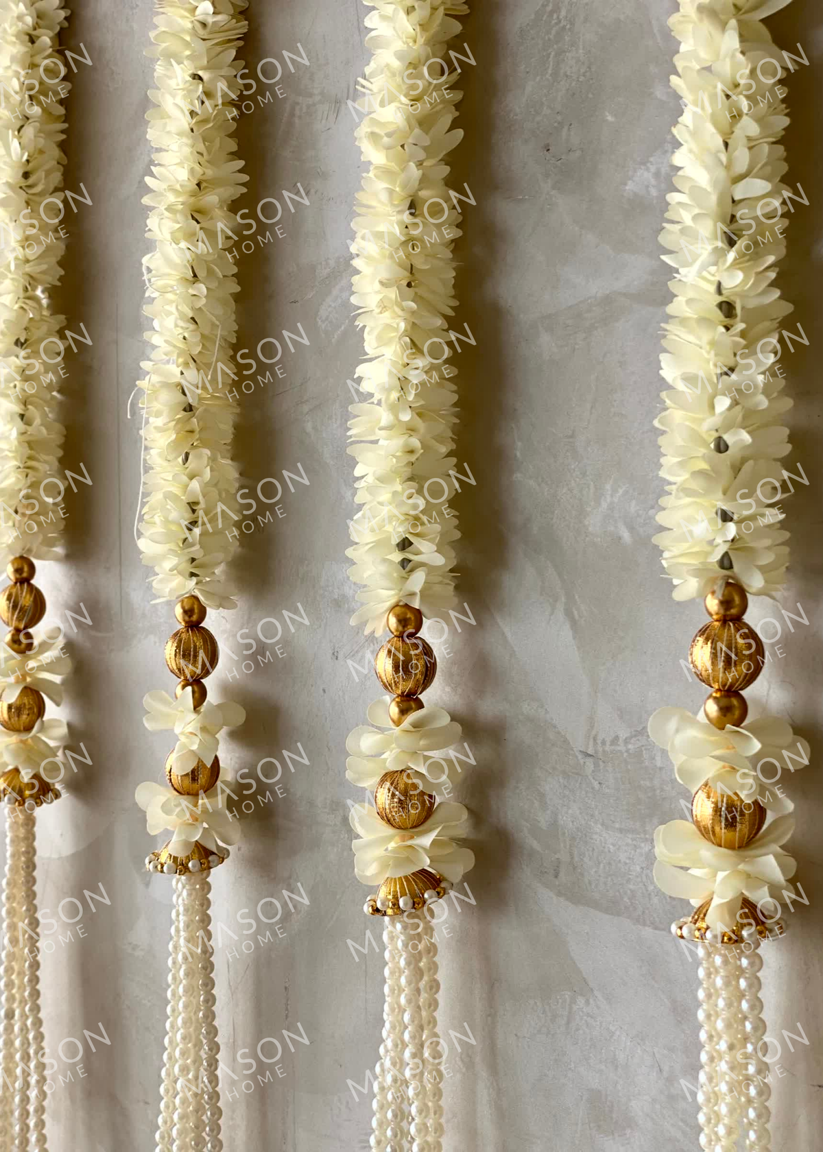 Festive Shahana Floral Latkan White - Set of 6