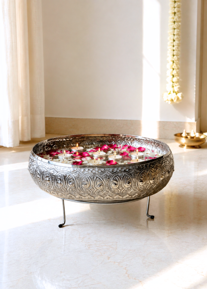 Naksh Silver Oval Urli - Large