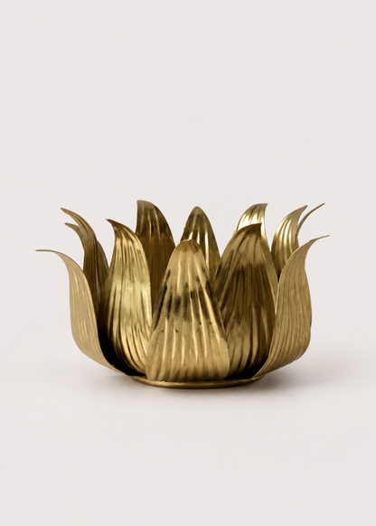Fluted Lotus Tealight Holder (Small)