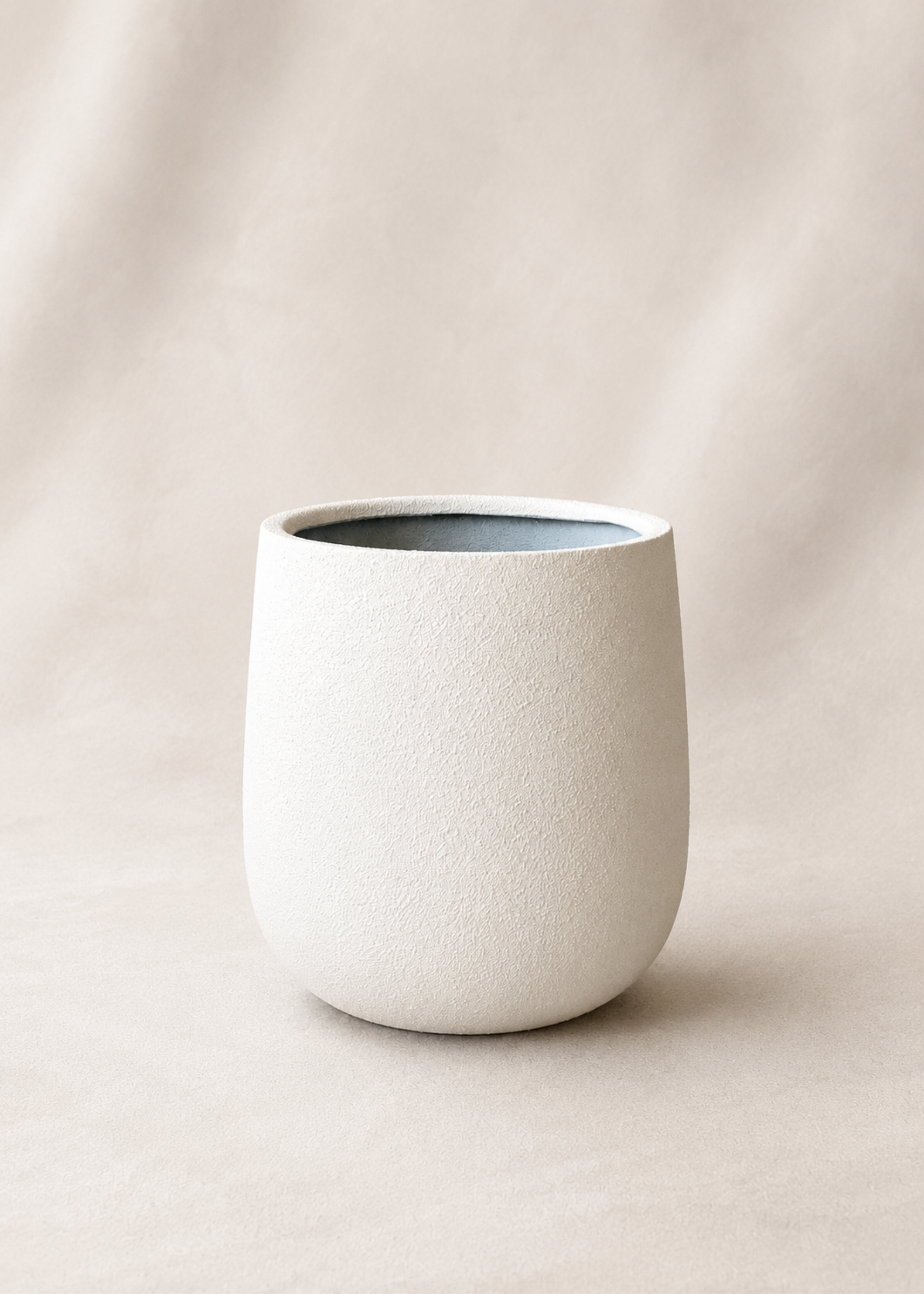 Noa Round Planters - White
