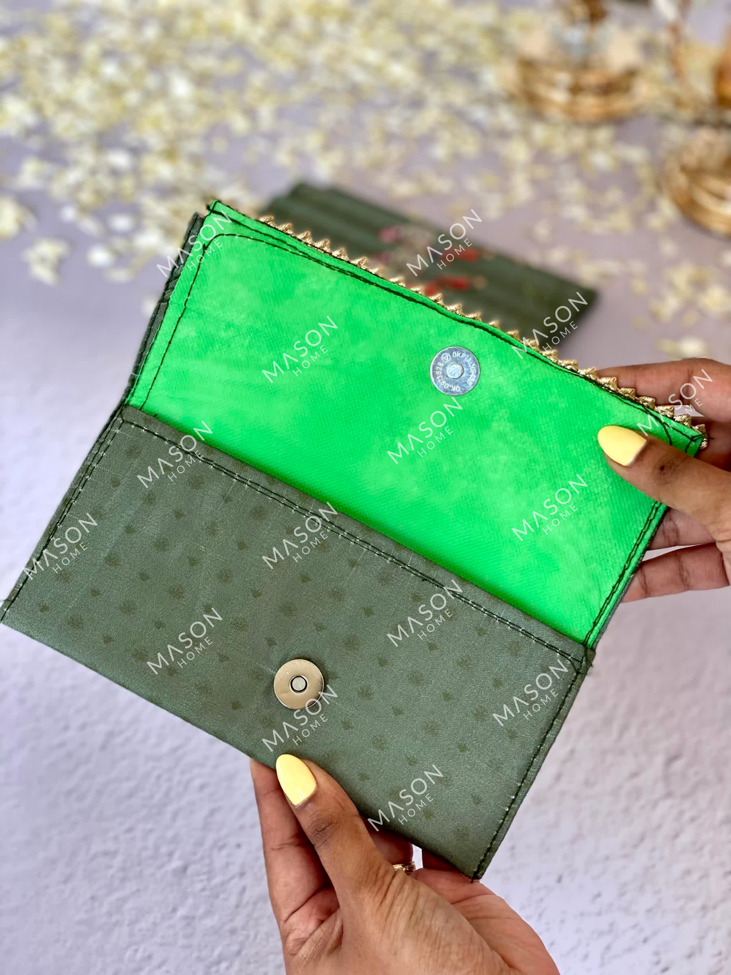 Festive Traditional Envelopes - Green (Set of 5)