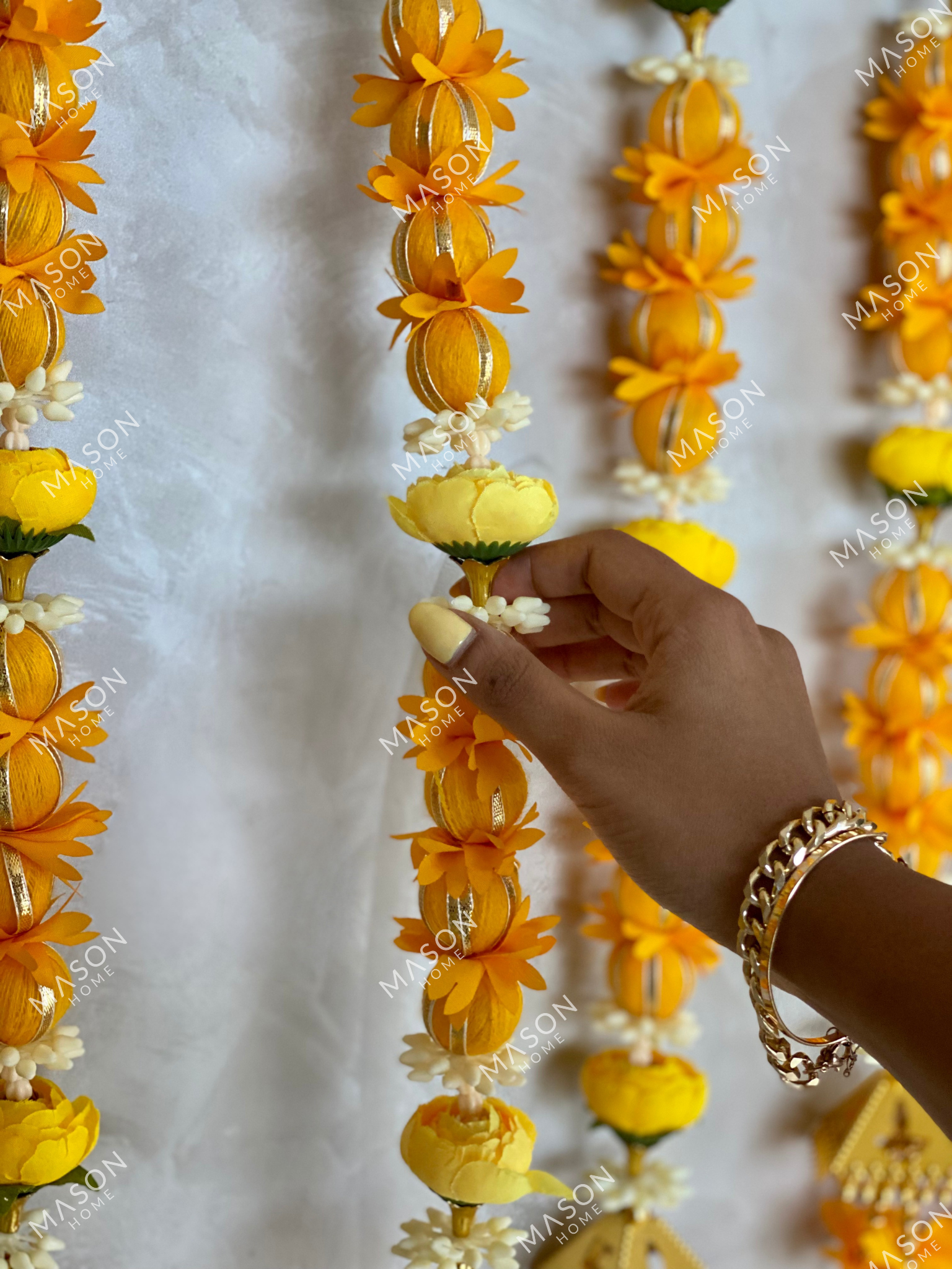 Festive Meher Bloom Latkan - Yellow (Set of 5) Medium
